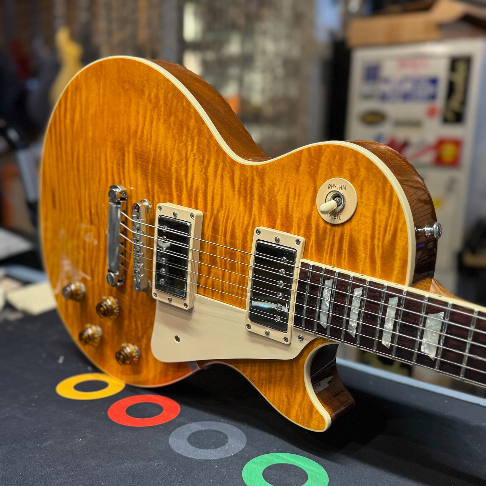 Gibson Custom Modern Les Paul Standard, 2017 Limited Edition, Trans Amber, Hardshell Case (USED)