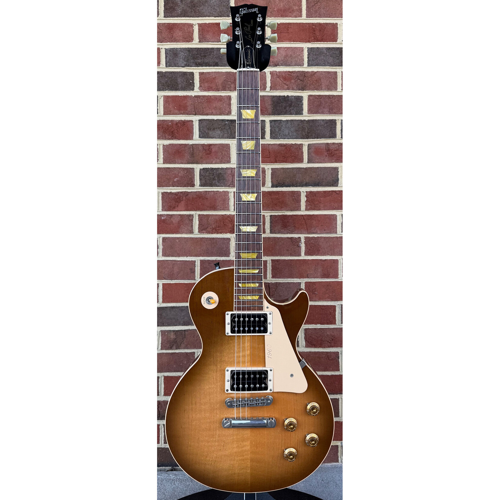 Gibson 2005 Les Paul Classic 1960 Reissue, Honey Burst, Hardshell Case (USED)