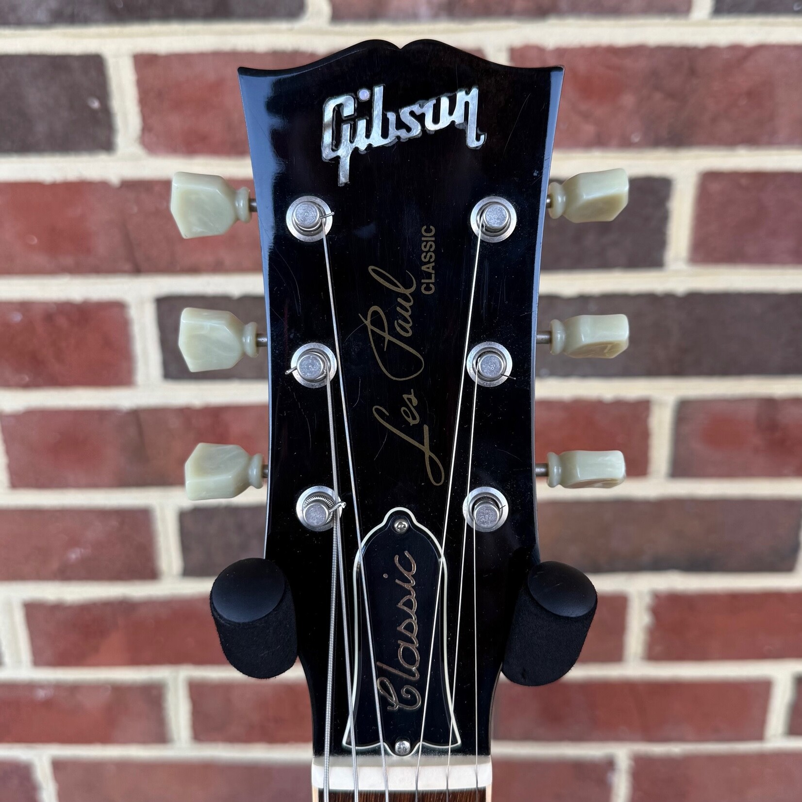 Gibson 2005 Les Paul Classic 1960 Reissue, Honey Burst, Hardshell Case (USED)