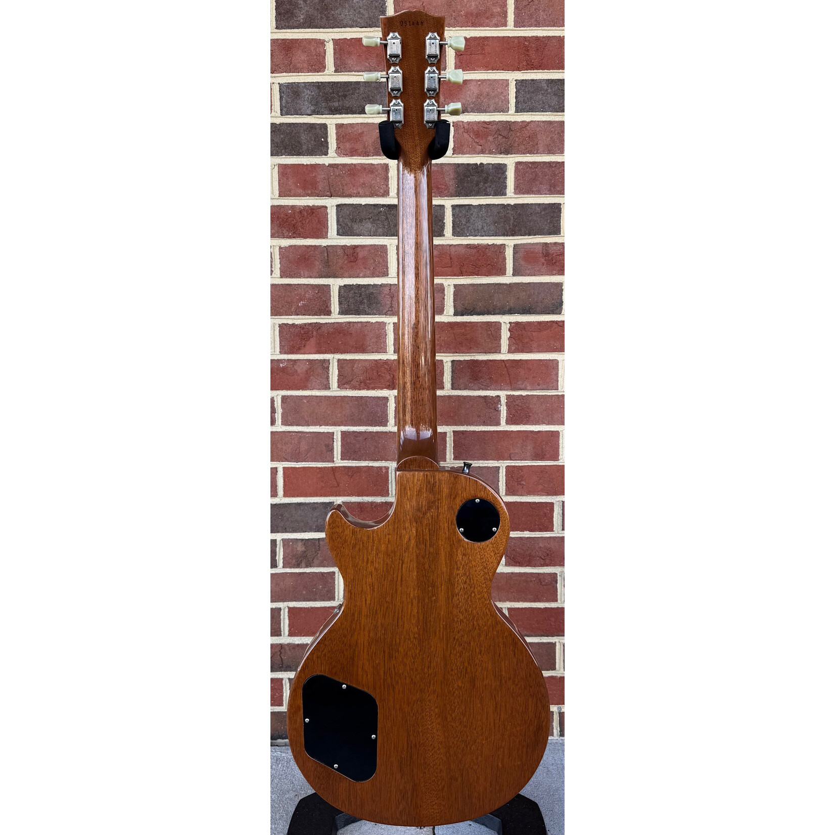 Gibson 2005 Les Paul Classic 1960 Reissue, Honey Burst, Hardshell Case (USED)