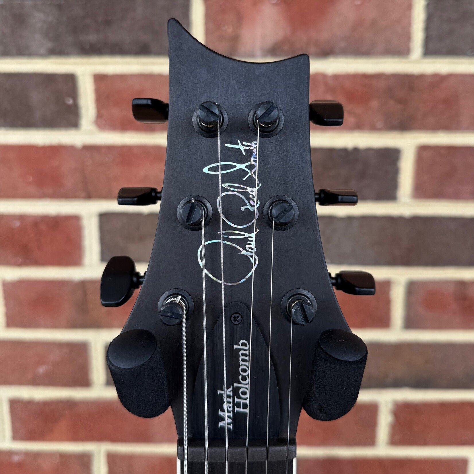 Paul Reed Smith Paul Reed Smith Mark Holcomb Signature, Cobalt Smokeburst, Flamed Mango Top, Mahogany Body, Maple Neck, Gaboon Ebony Fretboard, Hardshell Case