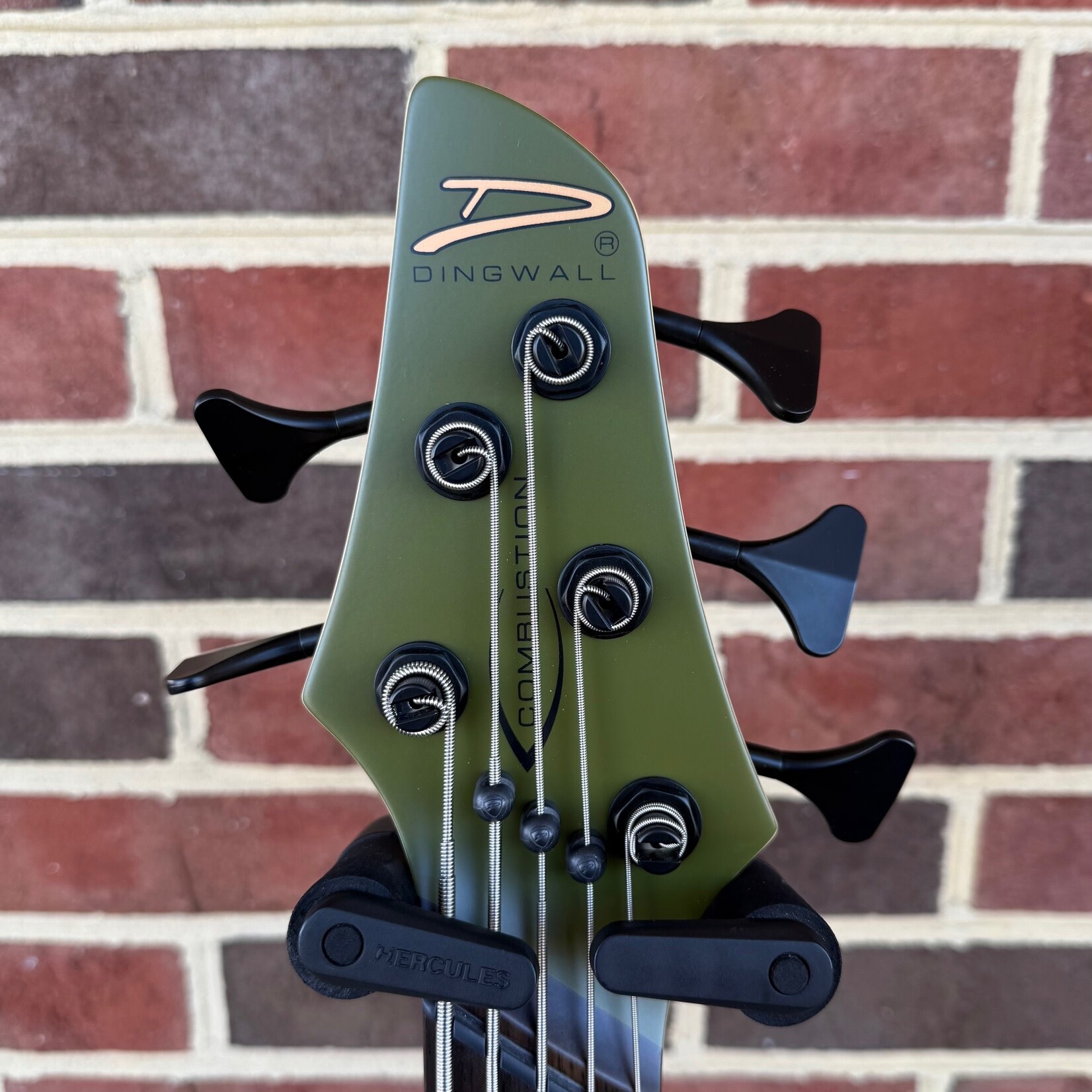Dingwall Dingwall Kyle Konkiel Signature Model, Limited Edition, Matte Army Green, Alder Body, Maple Neck, Rosewood Fretboard, EMG Preamp, Dingwall Gig Bag, SN# 20003