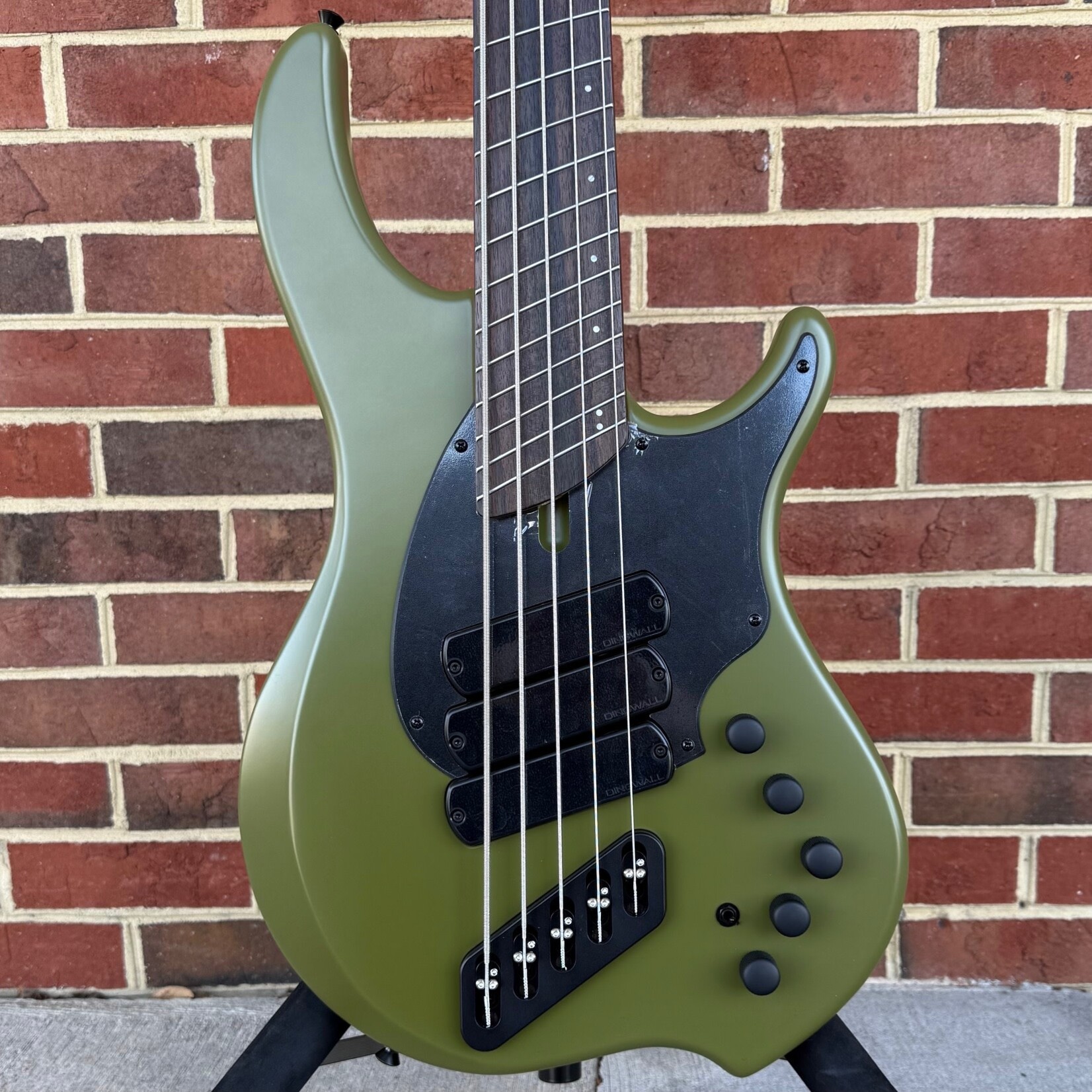 Dingwall Dingwall Kyle Konkiel Signature Model, Limited Edition, Matte Army Green, Alder Body, Maple Neck, Rosewood Fretboard, EMG Preamp, Dingwall Gig Bag, SN# 20007