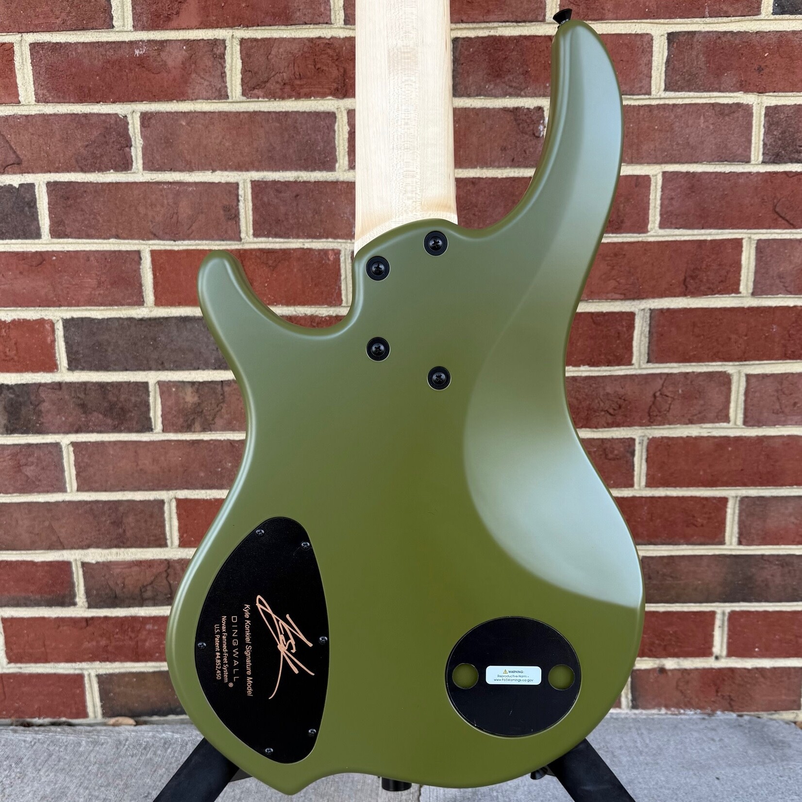 Dingwall Dingwall Kyle Konkiel Signature Model, Limited Edition, Matte Army Green, Alder Body, Maple Neck, Rosewood Fretboard, EMG Preamp, Dingwall Gig Bag, SN# 20007