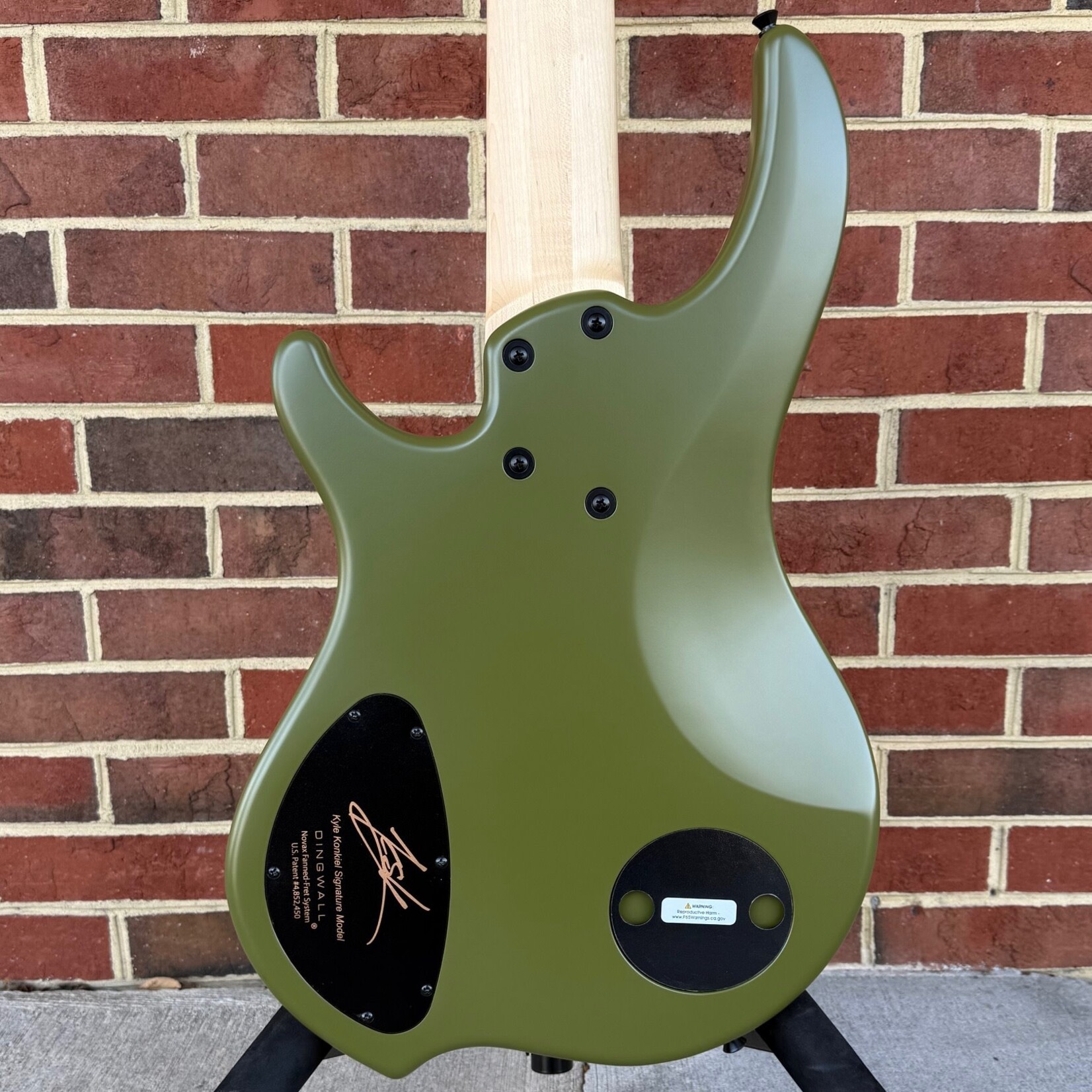 Dingwall Dingwall Kyle Konkiel Signature Model, Limited Edition, Matte Army Green, Alder Body, Maple Neck, Rosewood Fretboard, EMG Preamp, Dingwall Gig Bag, SN# 20025