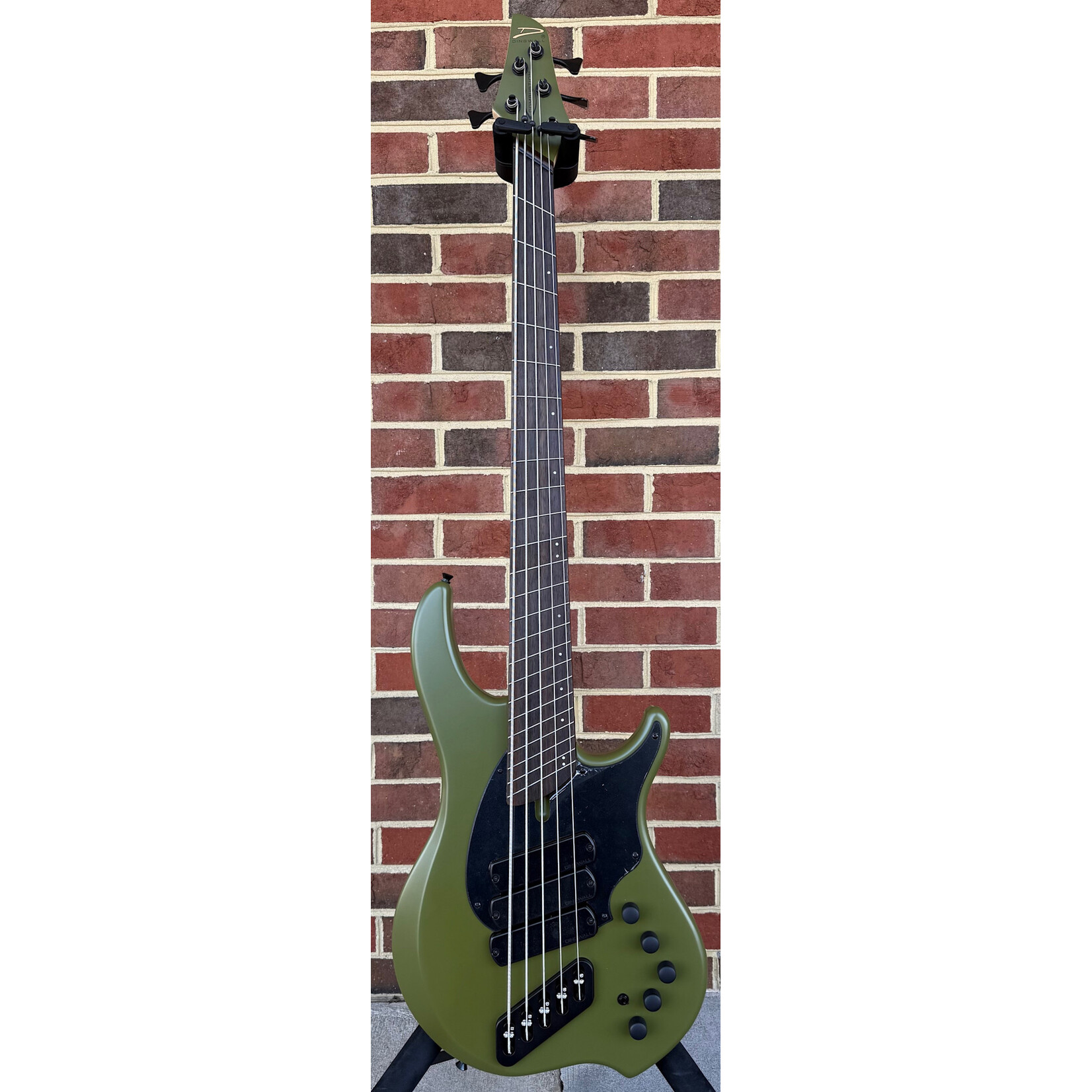 Dingwall Dingwall Kyle Konkiel Signature Model, Limited Edition, Matte Army Green, Alder Body, Maple Neck, Rosewood Fretboard, EMG Preamp, Dingwall Gig Bag, SN# 20025