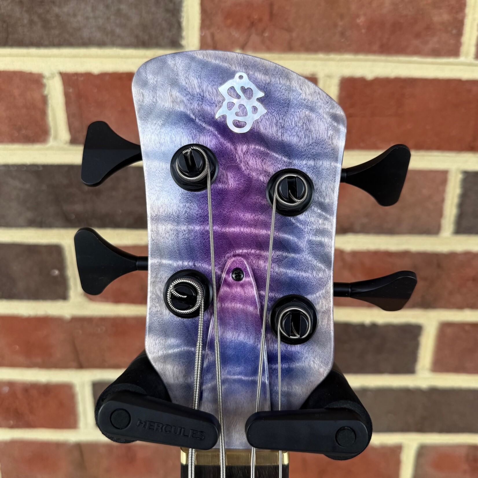 Spector Spector USA NS-2, Jazzberry, Premium Quilted Maple Top, Flamed Ebony Fretboard, EMG PX/JX Set, HAZ 9v, TSA Case