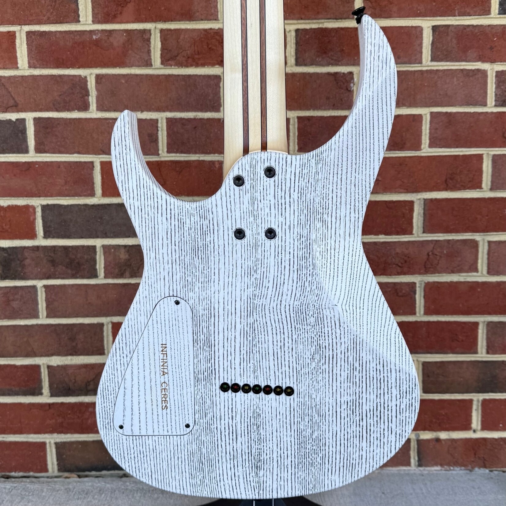 Infinia Guitars Infinia Guitars Ceres, 7-String, Scarlet Halo, Quilted Maple Top, White Back, Deluxe Gig Bag