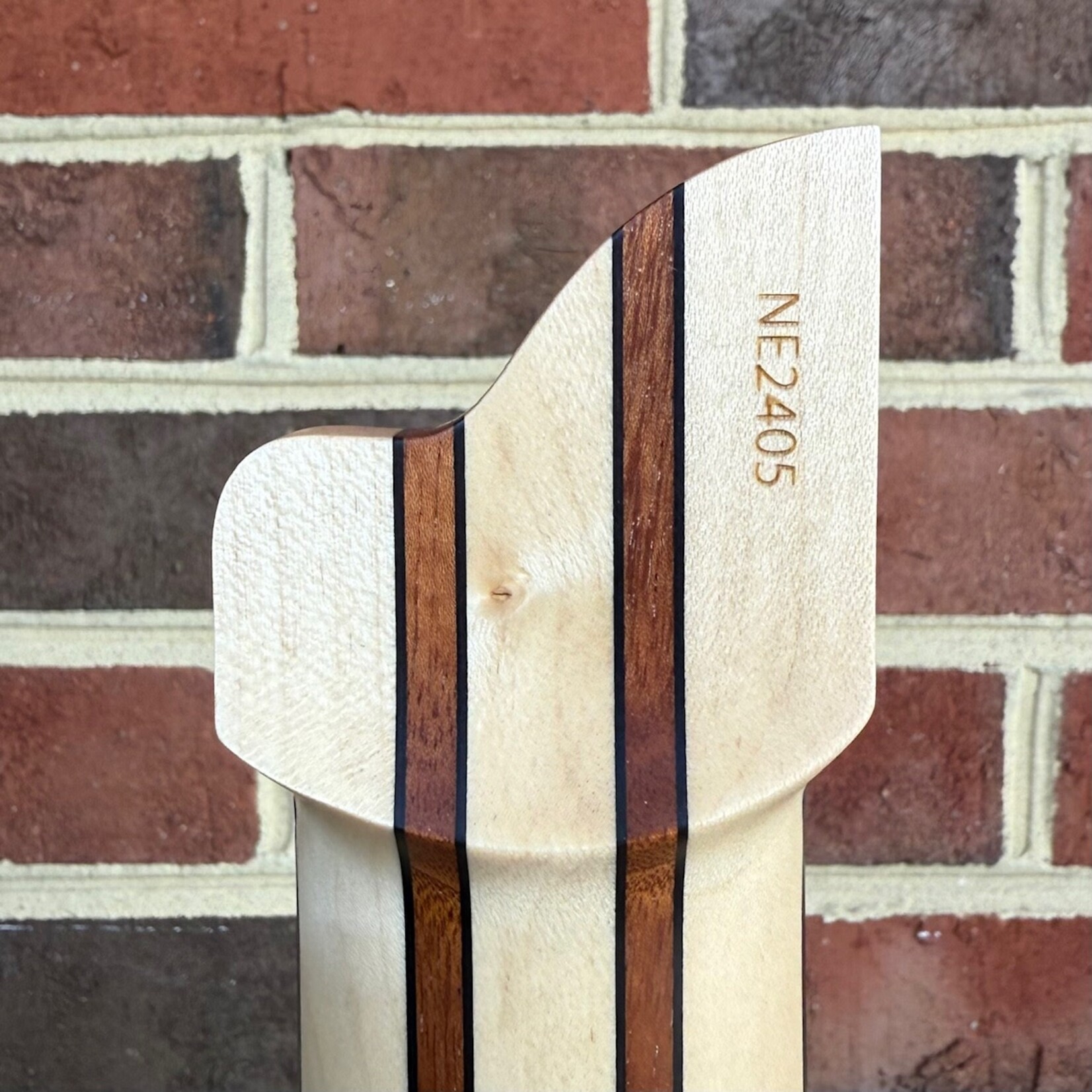 Infinia Guitars Infinia Guitars Neptune, 7-String, Nautical Dawn, Select Flame Maple Top, Natural Back, Deluxe Gig Bag