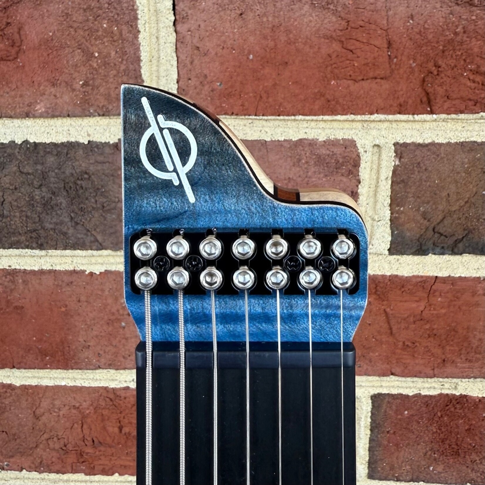 Infinia Guitars Infinia Guitars Neptune, 7-String, Nautical Dawn, Select Flame Maple Top, Natural Back, Deluxe Gig Bag