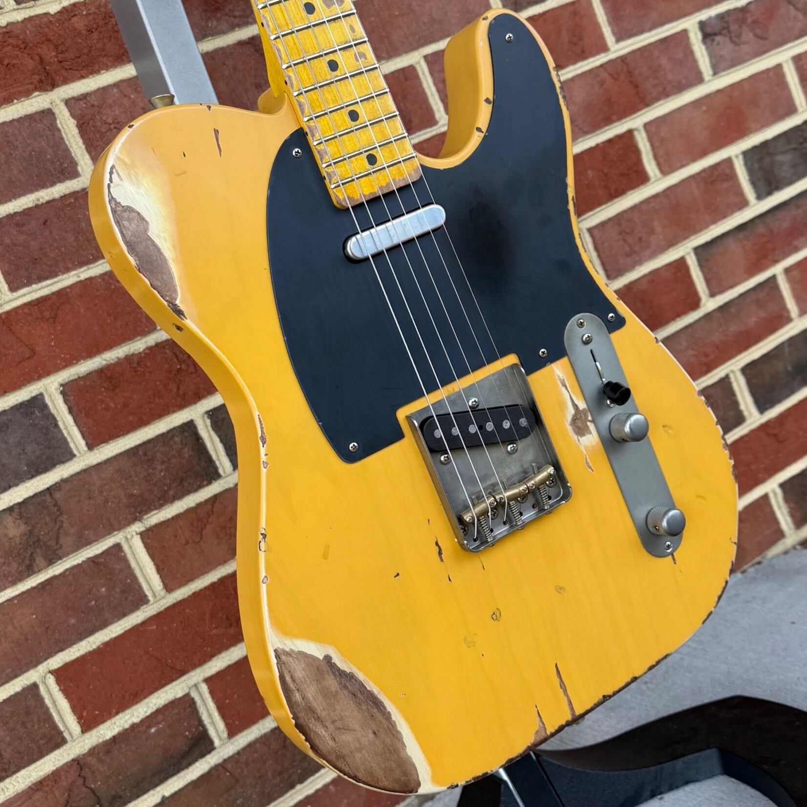 Nash Nash T-52, Butterscotch Blonde, Heavy Aging, Ash Body, Lollar Pickups, Hardshell Case