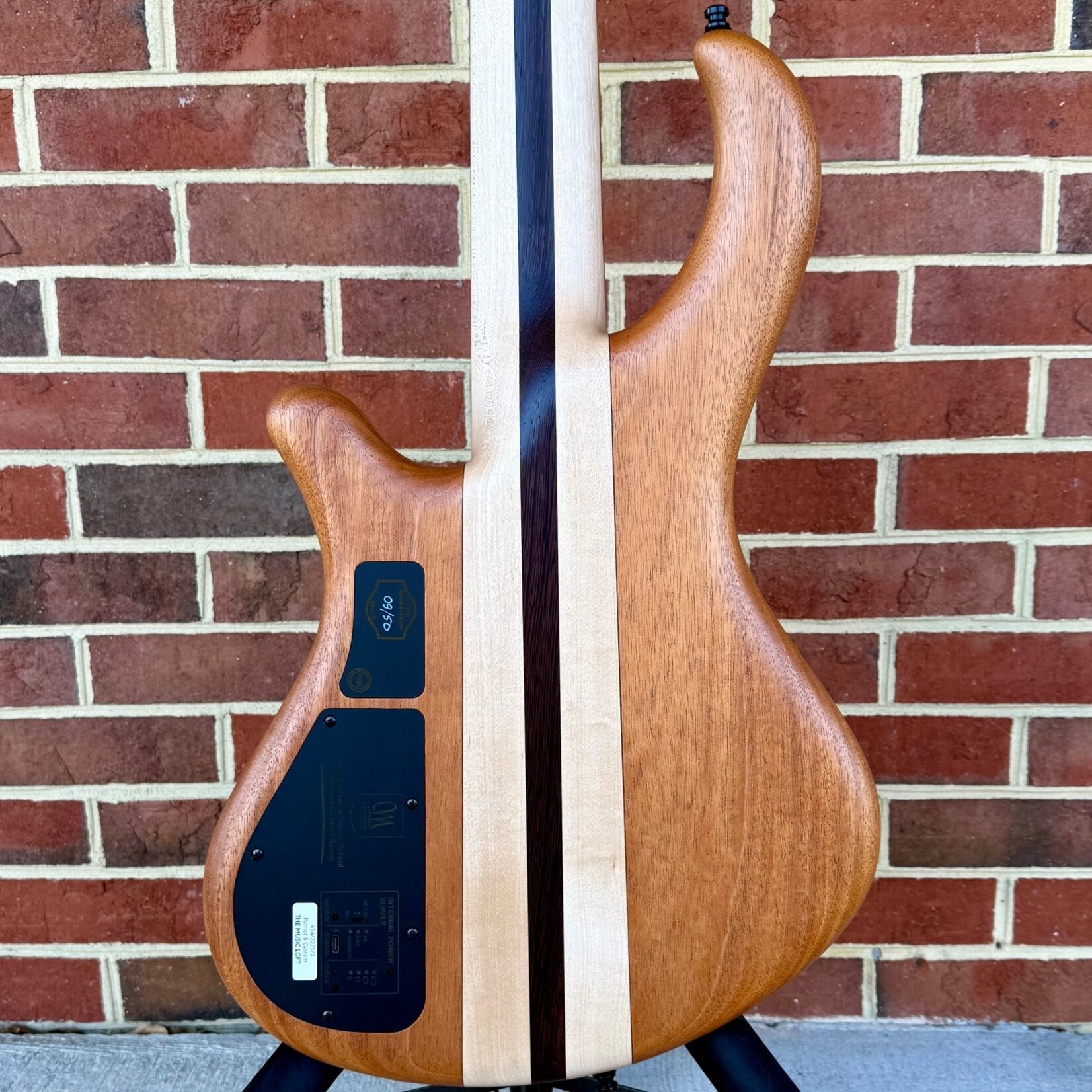 Mayones Mayones Patriot 5, NAMM 2026 9/50, 4A Flamed Maple Top, Mahogany Body, 3pc Maple/Wenge Neck-Thru, 4A Birdseye Maple TEW Fretboard, Velvetrone Noble Double Pickups, Musashi Preamp, Mayones Hybrid Double Deck Case