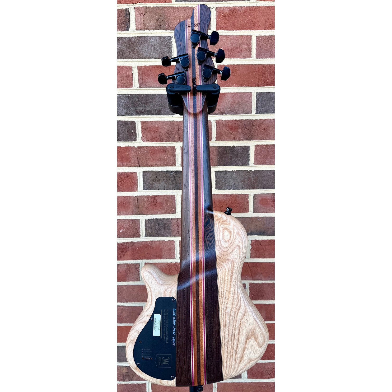 Mayones Mayones Cali 5, NAMM 2026 49/50, Buckeye Burl Top, Swamp Ash Body, 11ply Wenge/Mahogany/Purpleheart/Maple Neck, Velvetrone Noble 5 Pickup, Mayones Hybrid Case