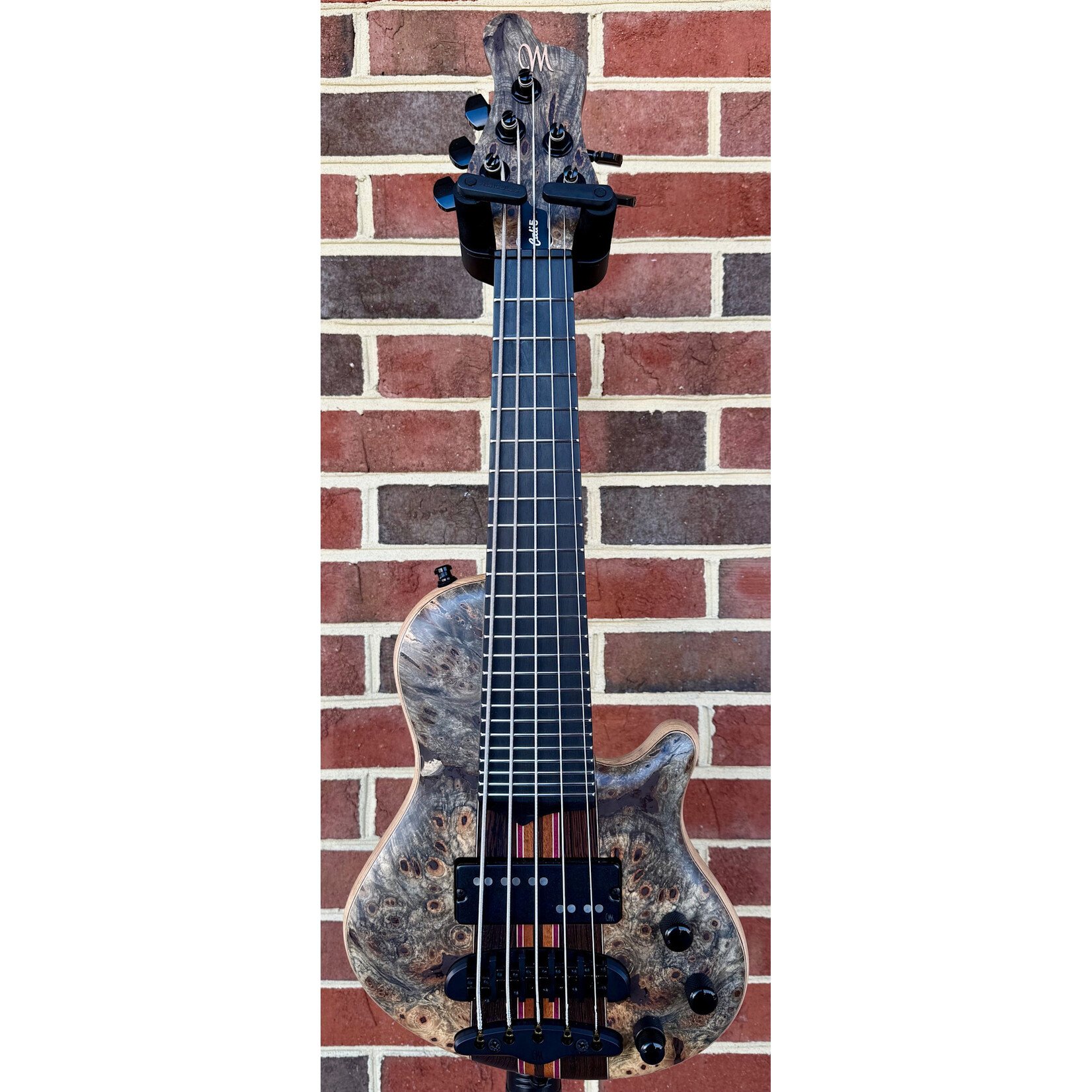 Mayones Mayones Cali 5, NAMM 2026 49/50, Buckeye Burl Top, Swamp Ash Body, 11ply Wenge/Mahogany/Purpleheart/Maple Neck, Velvetrone Noble 5 Pickup, Mayones Hybrid Case