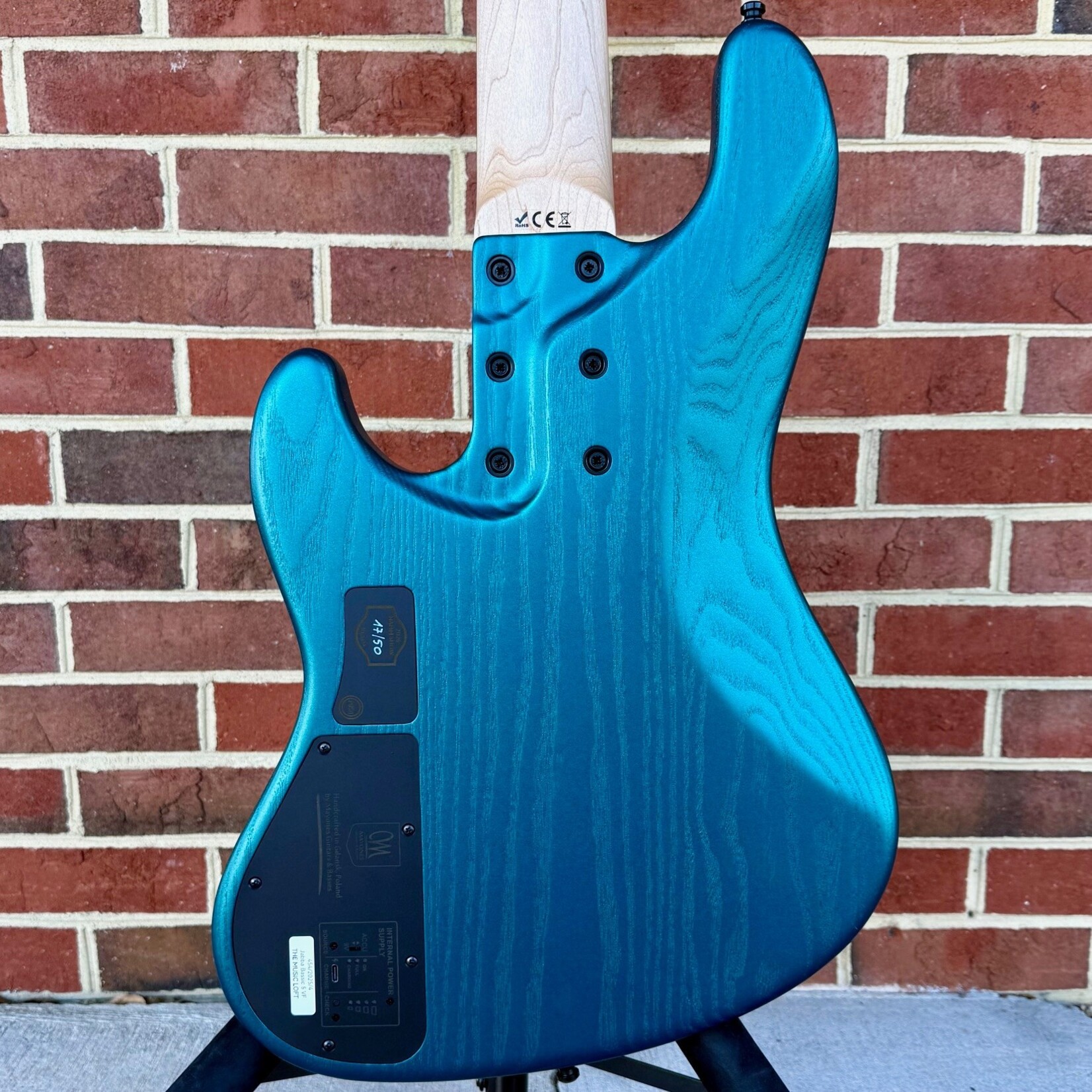 Mayones Mayones Jabba Bassic VF 5, NAMM 2026 17/50, Dark Forest Green Metallic, Sassafras Body, 1pc Maple Neck, Velvetrone Noble VF 5 Pickups, Musashi 3-band Preamp, Mayones Hybrid Case