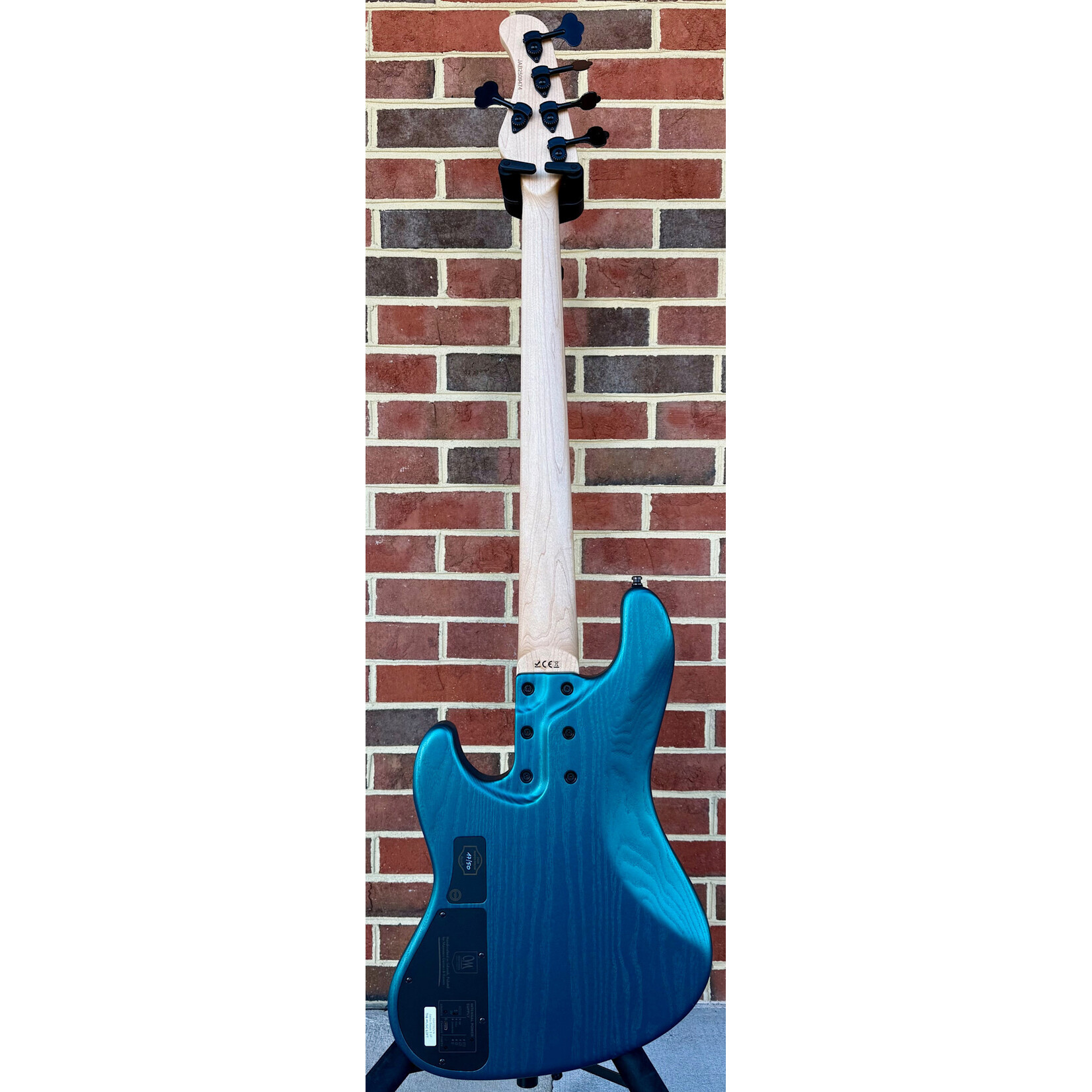 Mayones Mayones Jabba Bassic VF 5, NAMM 2026 17/50, Dark Forest Green Metallic, Sassafras Body, 1pc Maple Neck, Velvetrone Noble VF 5 Pickups, Musashi 3-band Preamp, Mayones Hybrid Case