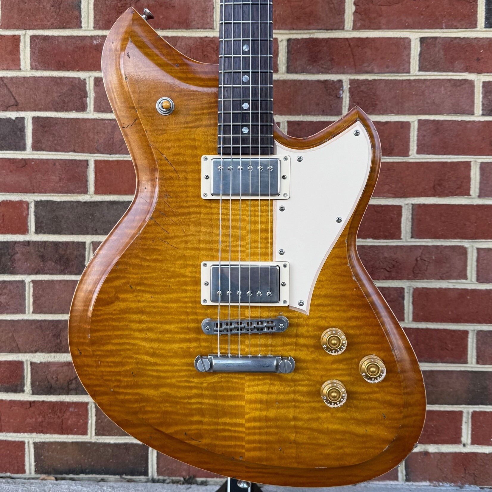 Novo Guitars Novo Guitars Serus Chambered H2 Dealer LTD, Faded Tea Burst, Flame Maple Top, Tempered Pine Body, Lollar Low-Wind Imperial Pickups, Novo Deluxe Gig Bag