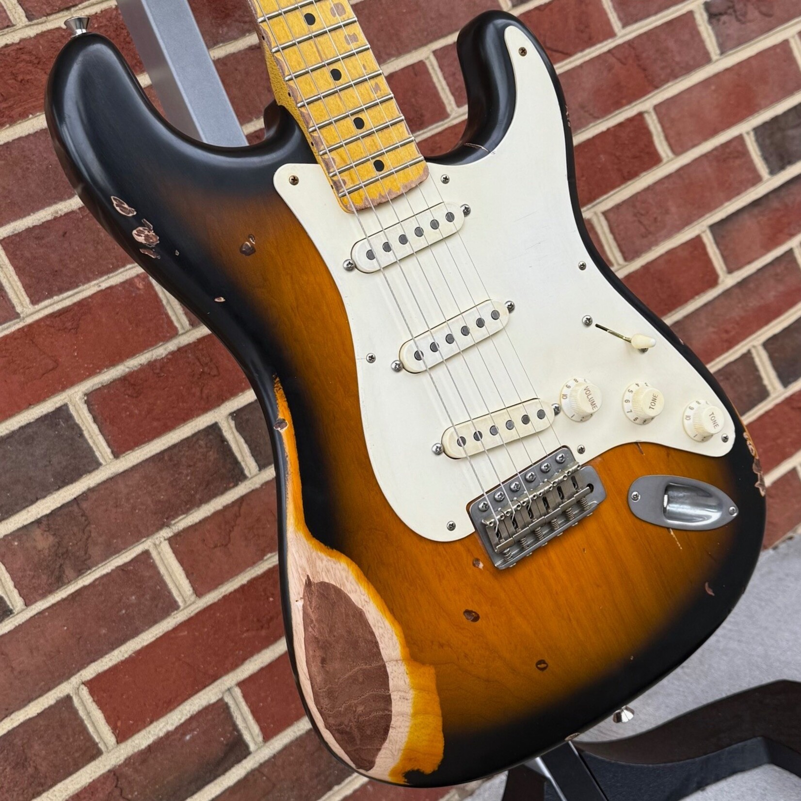 Nash Nash S-57, 2 Tone Burst, Heavy Aging, Ash Body, Maple Neck & Fretboard, Lollar Pickups, Hardshell Case