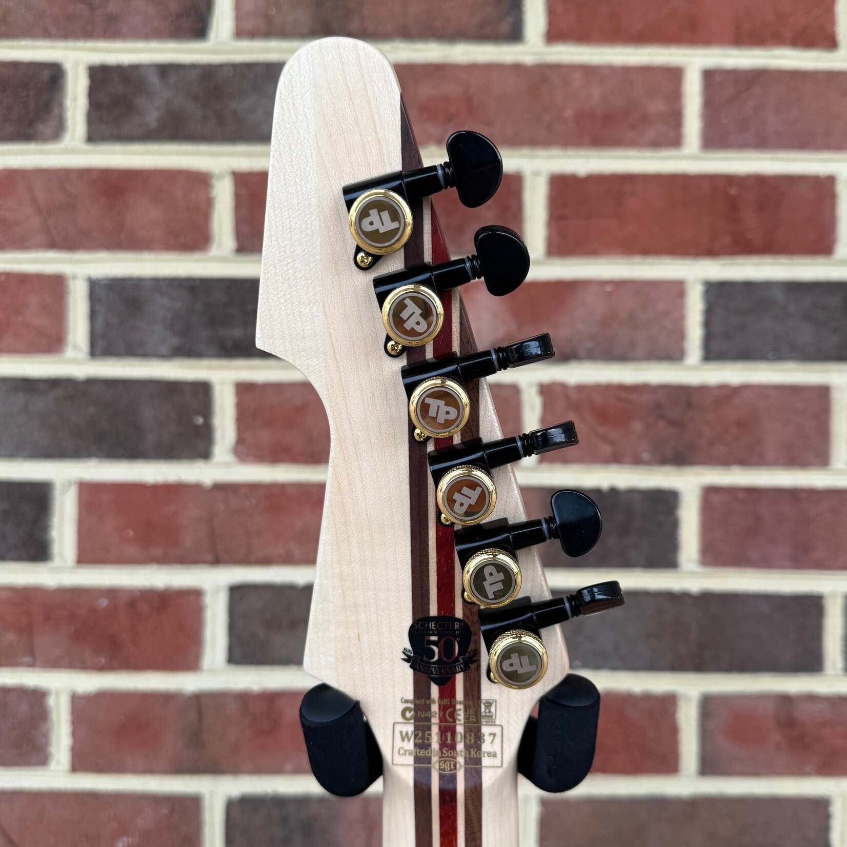 Schecter Guitar Research Schecter Avenger FR-S 50th Anniversary, Gold Burst, Floyd Rose Tremolo, Sustainiac Pickup System