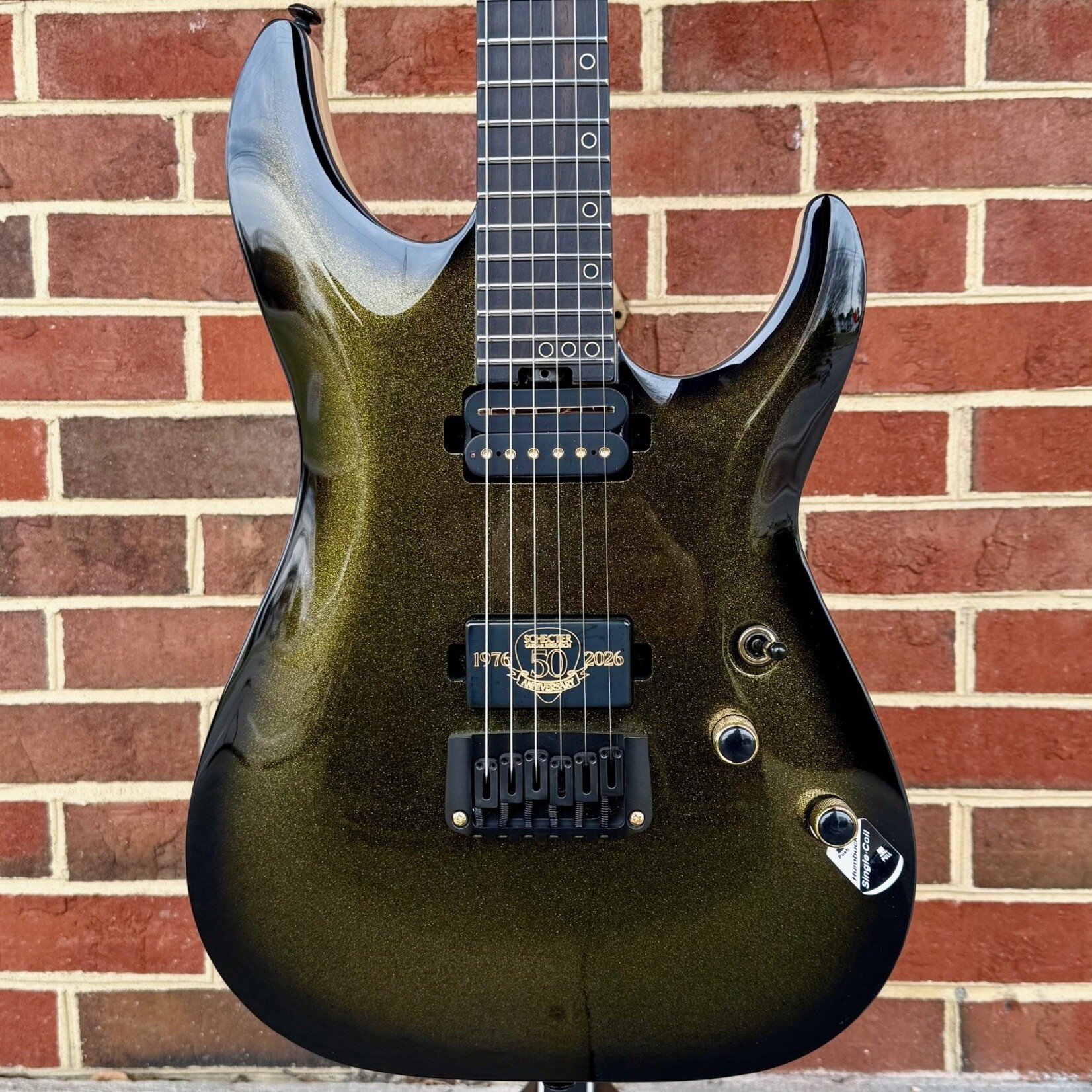 Schecter Guitar Research Schecter C-1 50th Anniversary, Gold Burst, Hipshot Hardtail Bridge