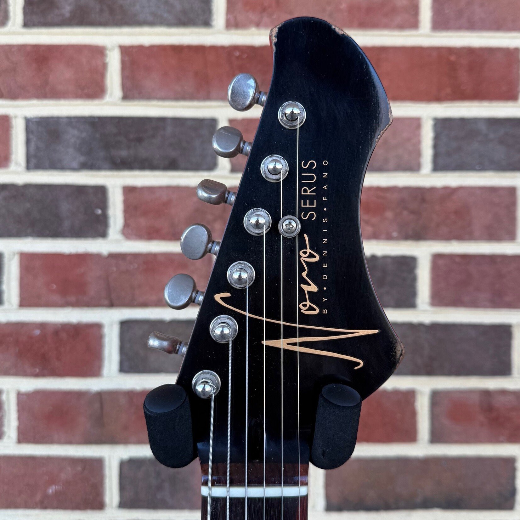 Novo Guitars Novo Guitars Serus Chambered H2 Dealer LTD, Dirty Lemon Burst, Flame Maple Top, Tempered Pine Body, Lollar Low-Wind Imperial Pickups, Novo Deluxe Gig Bag