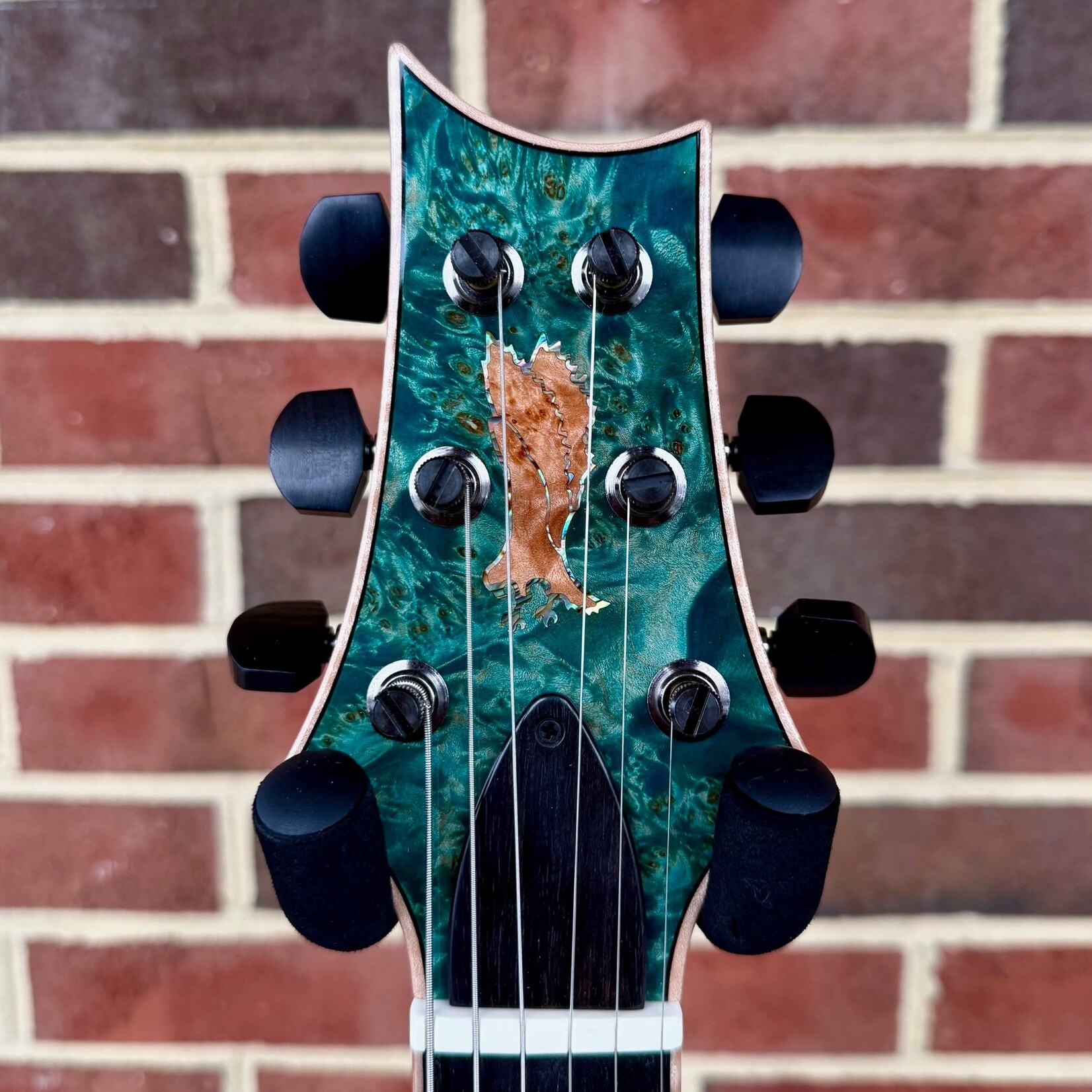 Paul Reed Smith Paul Reed Smith Private Stock McCarty SC56, Burl Maple Top, Swamp Ash Body, Flame Maple Neck, Ebony Fretboard, Hardshell Case