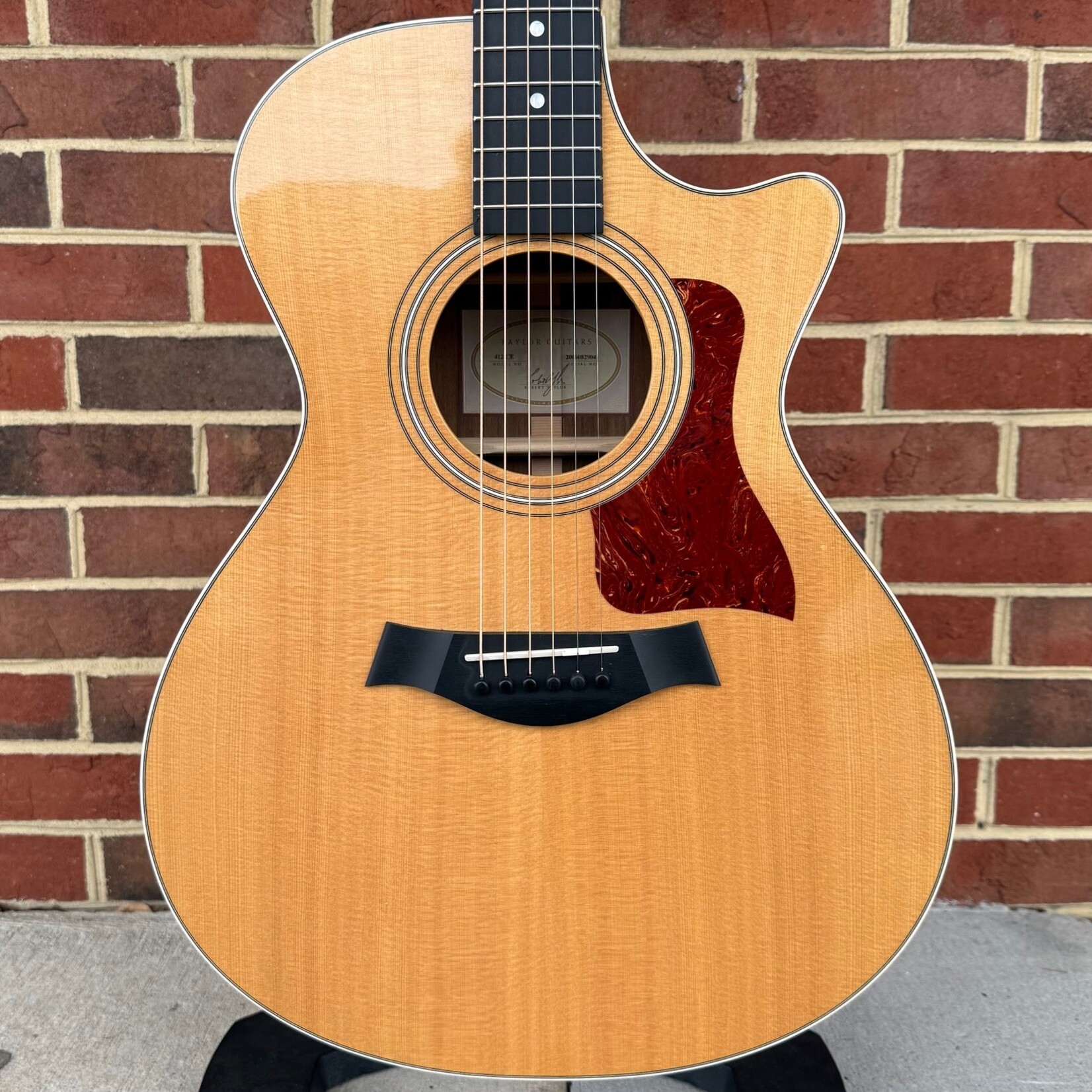 Taylor Taylor 412ce, Sitka Spruce Top, Ovangkol Back & Sides, ES System, Hardshell Case (USED)