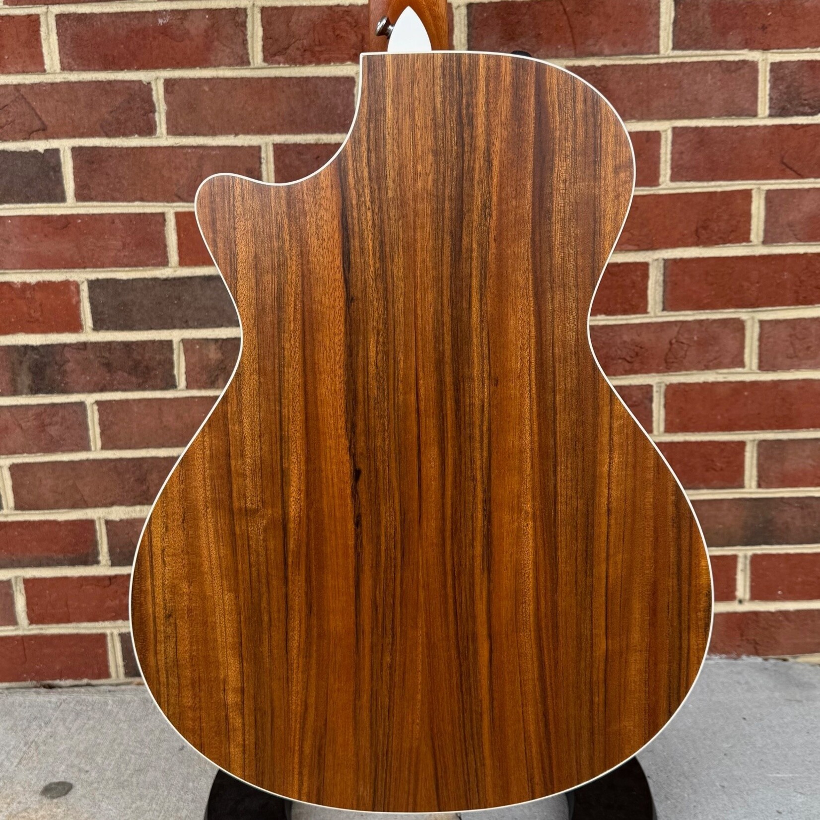 Taylor Taylor 412ce, Sitka Spruce Top, Ovangkol Back & Sides, ES System, Hardshell Case (USED)