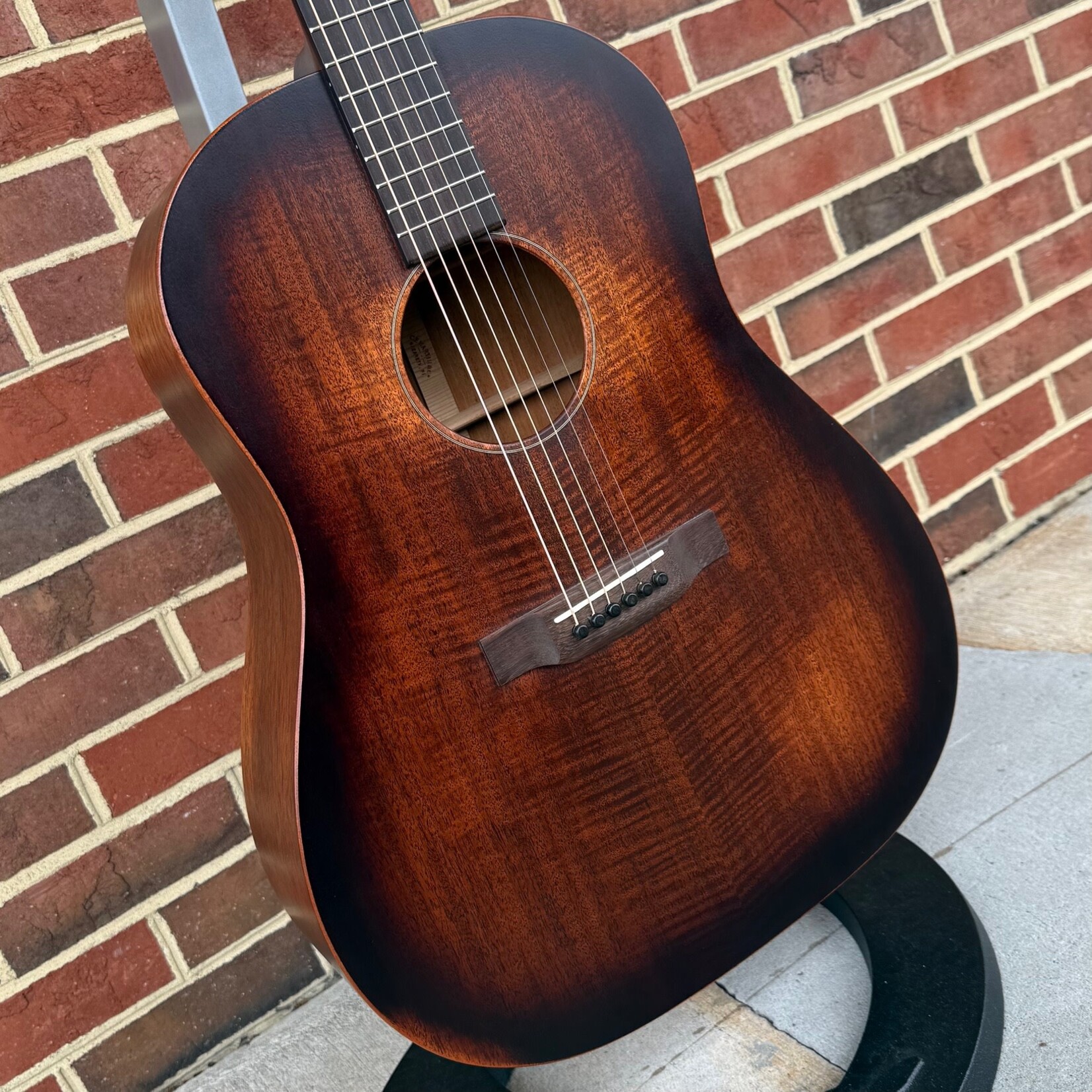 Martin Martin DSS-15M StreetMaster, Slope Shoulder Dreadnaught, Mahogany Burst, Mahogany Top, Mahogany Back & Sides w/ Hardshell Case (USED)