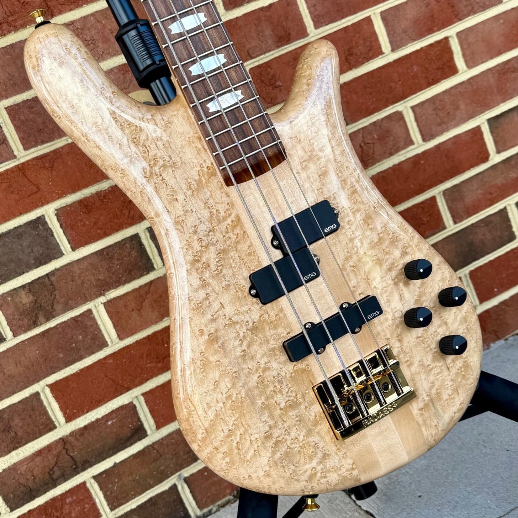 Spector Spector USA NAMM 2026 Brooklyn Era NS-2, Solid Master Grade Birdseye Maple Wings, 3pc Maple Neck, Pau Ferro Fretboard, Badass Bridge, HAZ 9v, TSA Case
