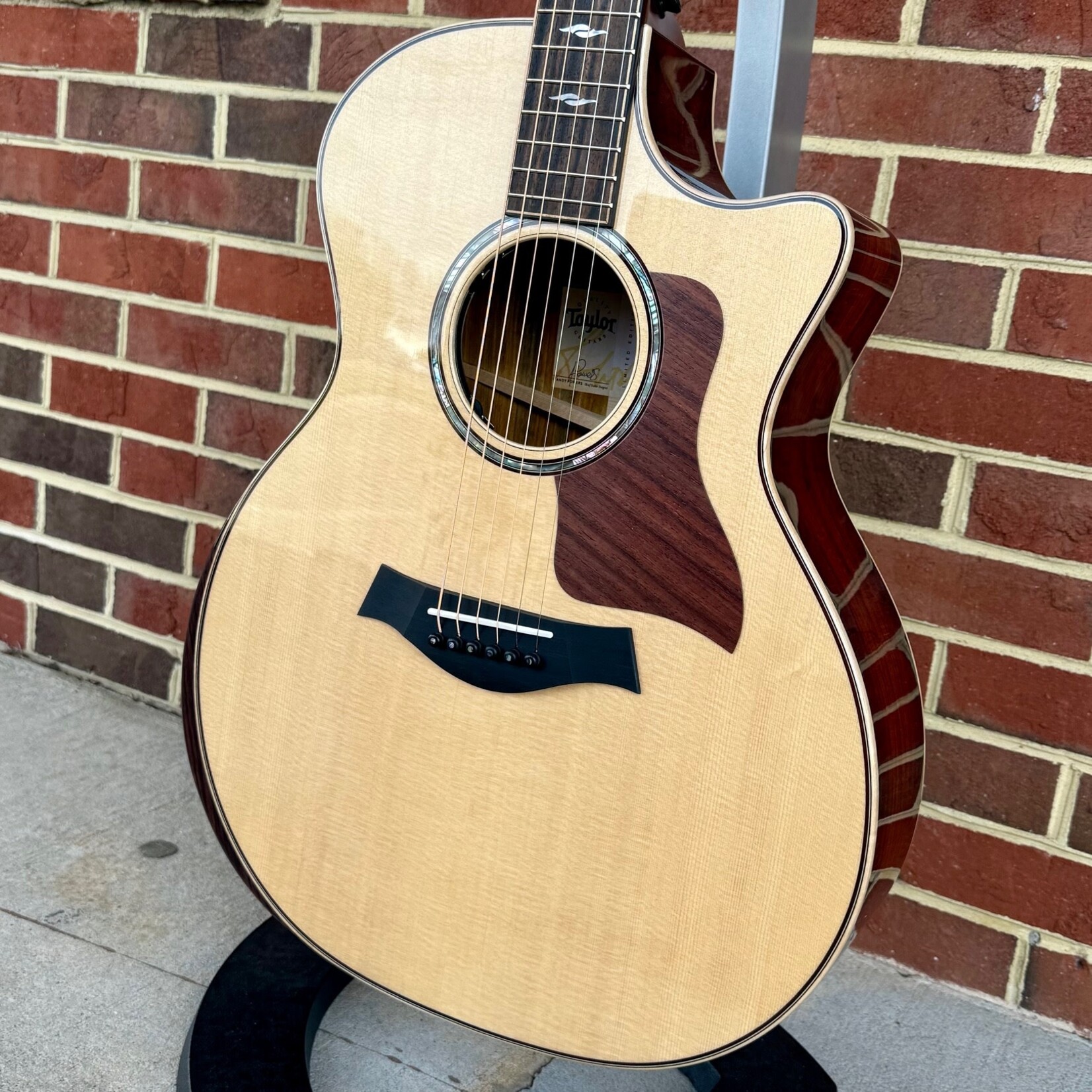 Taylor Taylor Next Generation 814ce LTD Cocobolo, Sitka Spruce Top, Cocobolo Back & Sides, Scalloped V-Bracing, Claria System Electronics, Hardshell Case