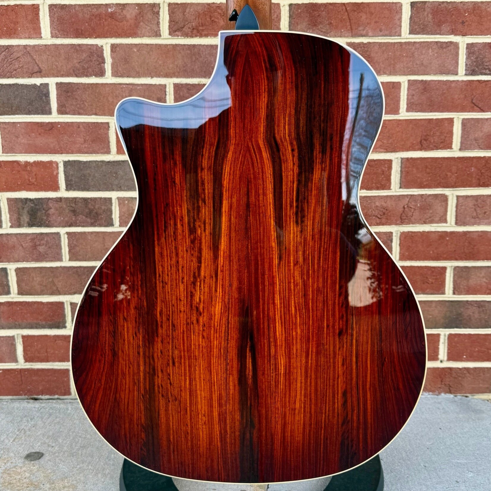 Taylor Taylor Next Generation 814ce LTD Cocobolo, Sitka Spruce Top, Cocobolo Back & Sides, Scalloped V-Bracing, Claria System Electronics, Hardshell Case