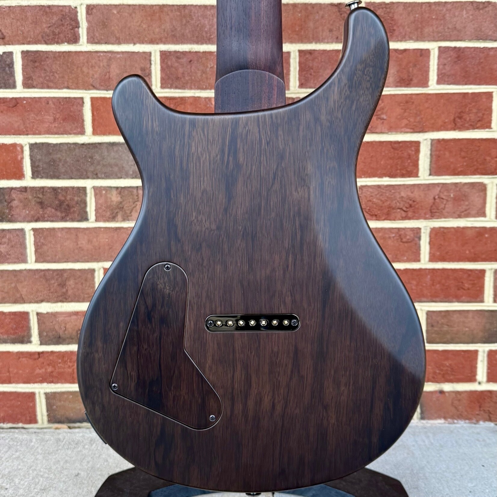 Paul Reed Smith Paul Reed Smith Private Stock Custom 24 7-String, Buckeye Burl Top, Black Limba Body, AAA East Indian Rosewood Neck, Pale Moon Ebony Fretboard, Velvetrone Ironside + Solium Pickups, Hardshell Case