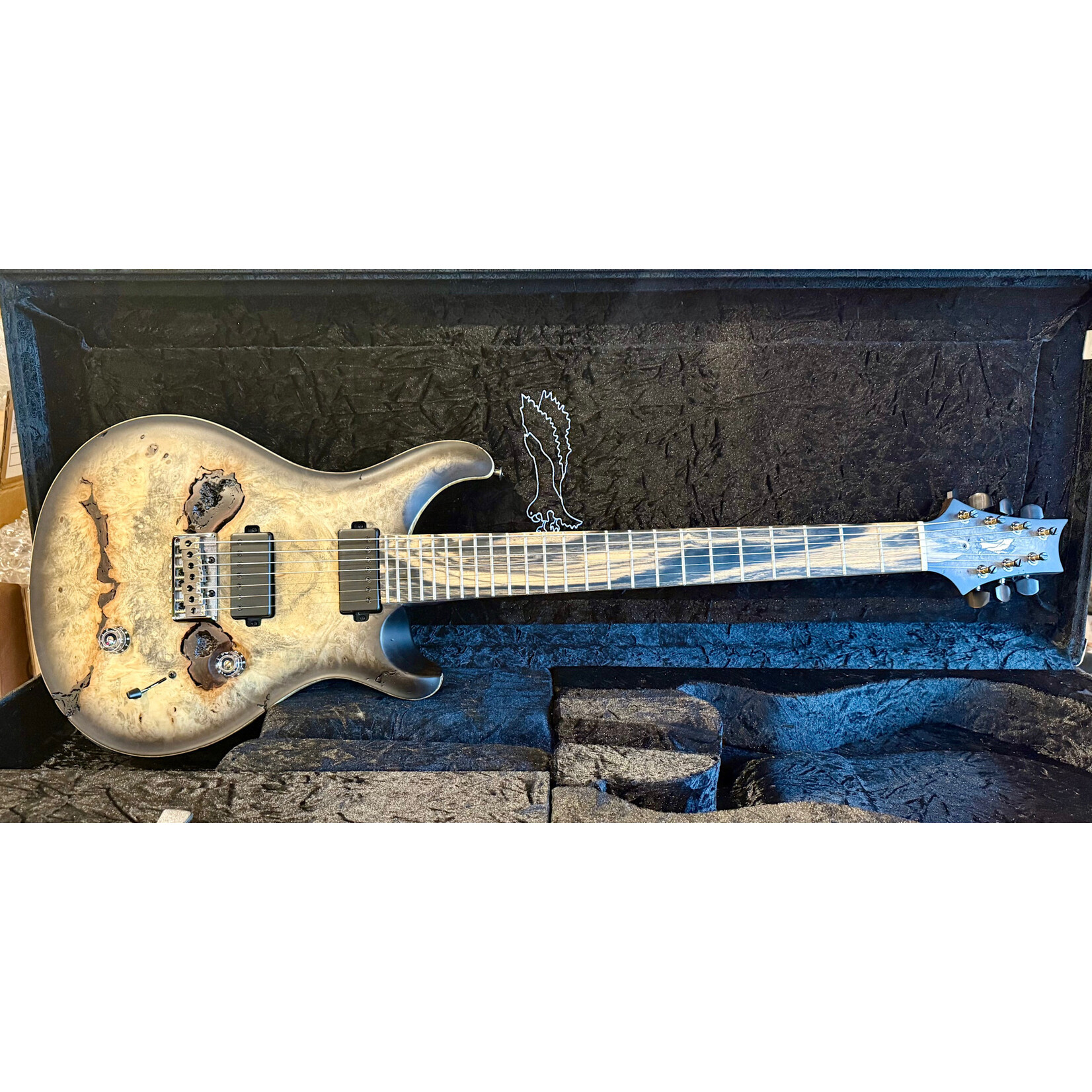 Paul Reed Smith Paul Reed Smith Private Stock Custom 24 7-String, Buckeye Burl Top, Black Limba Body, AAA East Indian Rosewood Neck, Pale Moon Ebony Fretboard, Velvetrone Ironside + Solium Pickups, Hardshell Case