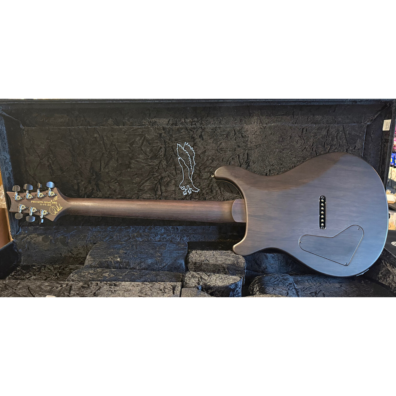 Paul Reed Smith Paul Reed Smith Private Stock Custom 24 7-String, Buckeye Burl Top, Black Limba Body, AAA East Indian Rosewood Neck, Pale Moon Ebony Fretboard, Velvetrone Ironside + Solium Pickups, Hardshell Case
