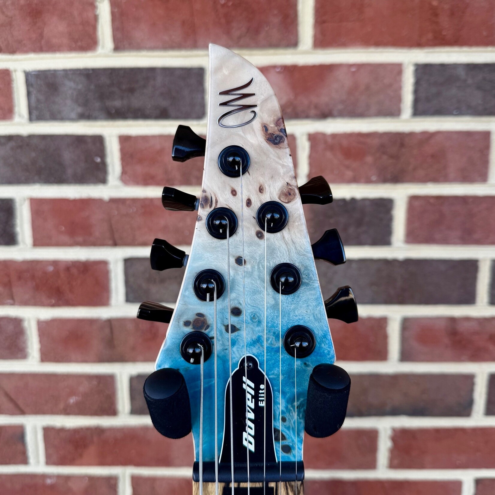 Mayones Mayones Duvell Elite 7, Aquamarine Horizon, 4A Eye Poplar Top, Mahogany Body, Master Grade Pale Moon Ebony Fretboard, Block Inlays, Velvetrone Ironside + Solium Pickups, Mayones Deluxe Bag