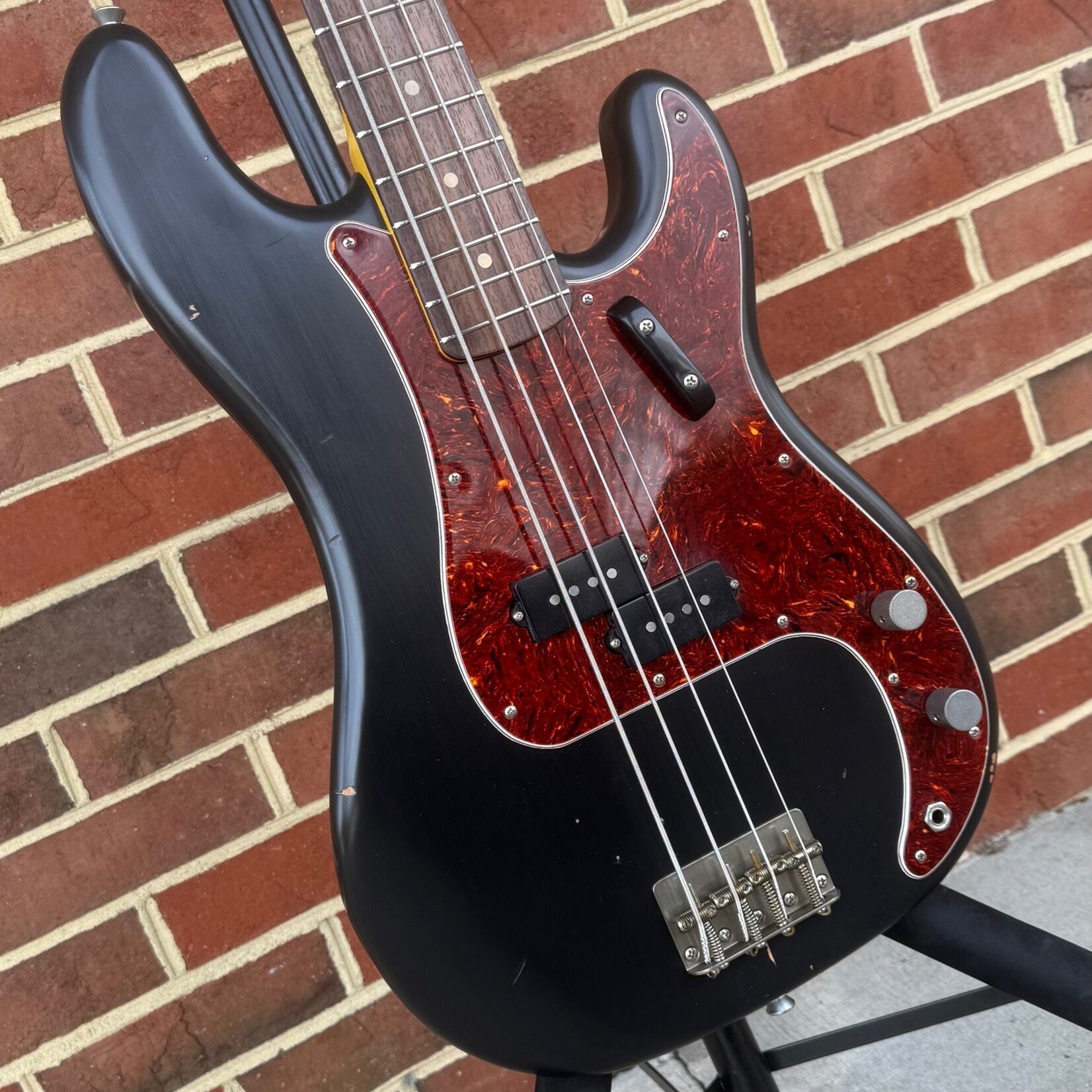 Nash Nash PB-63, Black, Light Aging, Alder Body, Maple Neck, Rosewood Fretboard, Matching Headstock, Lollar Pickups, Hardshell Case