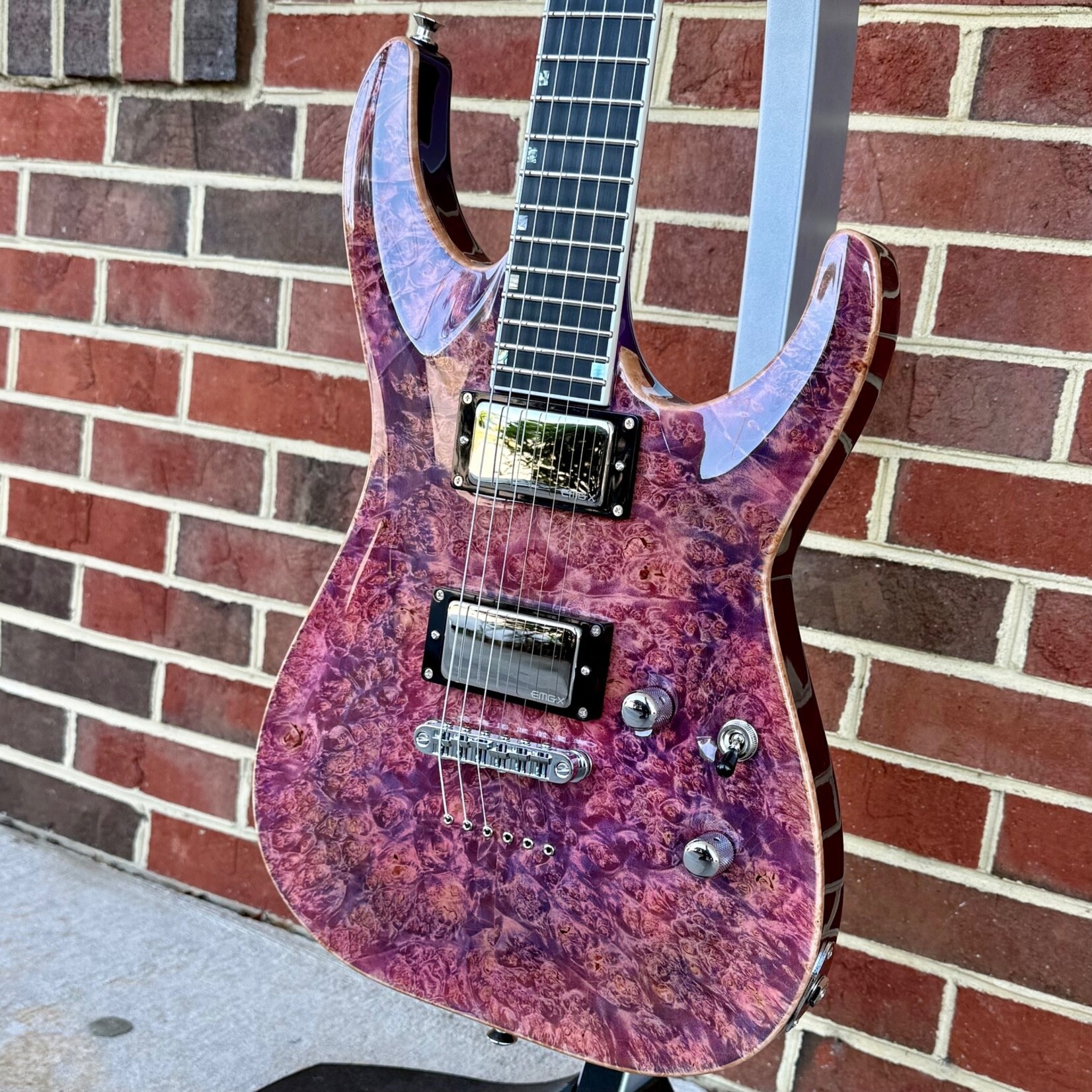 ESP ESP USA Limited Edition Horizon, 1 of 12, Pink Carmine, Maple Burl Top, Mahogany Body, Ebony Fretboard, EMG X Pickups, Gotoh Locking Tuners, Hardshell Case