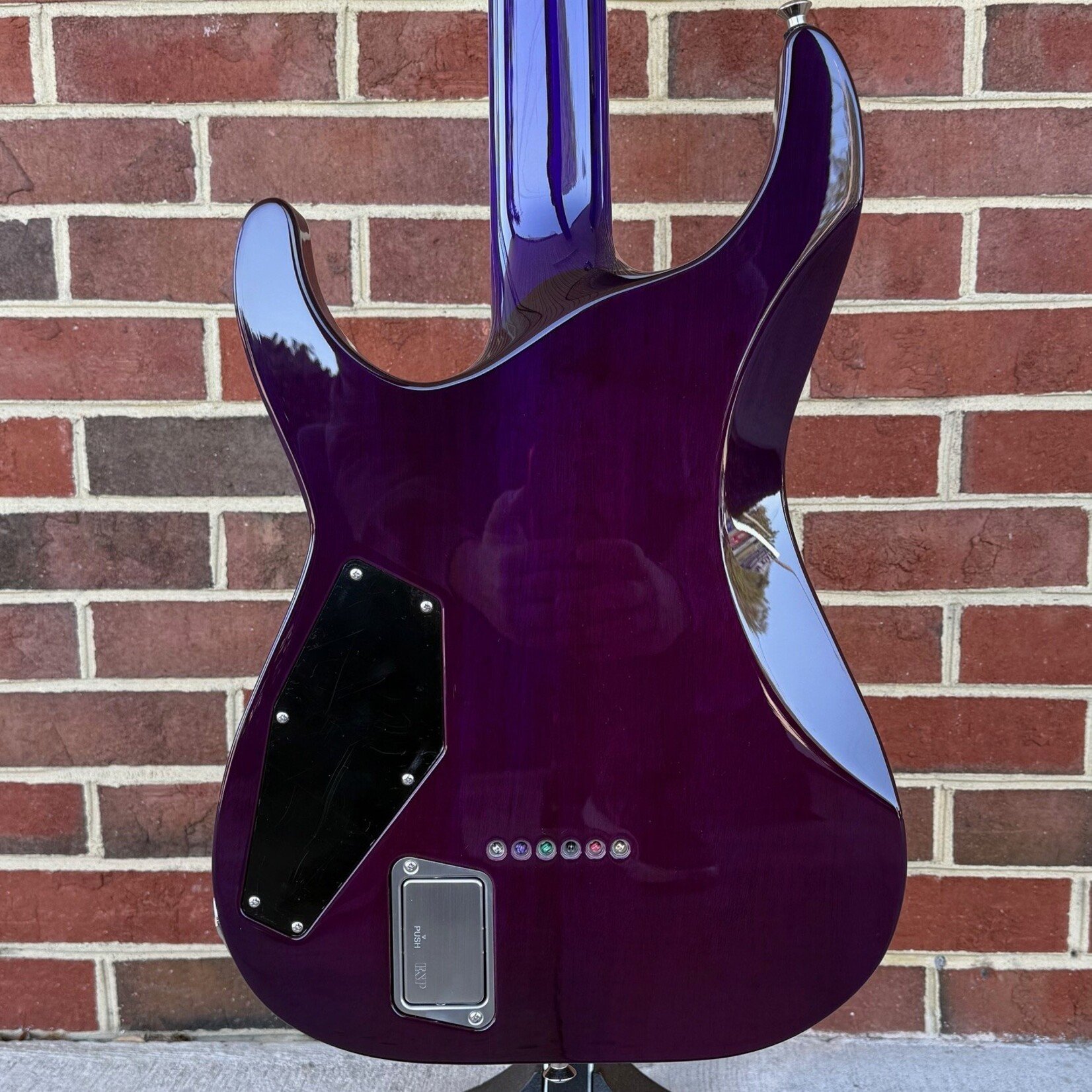 ESP ESP USA Limited Edition Horizon, 1 of 12, Pink Carmine, Maple Burl Top, Mahogany Body, Ebony Fretboard, EMG X Pickups, Gotoh Locking Tuners, Hardshell Case