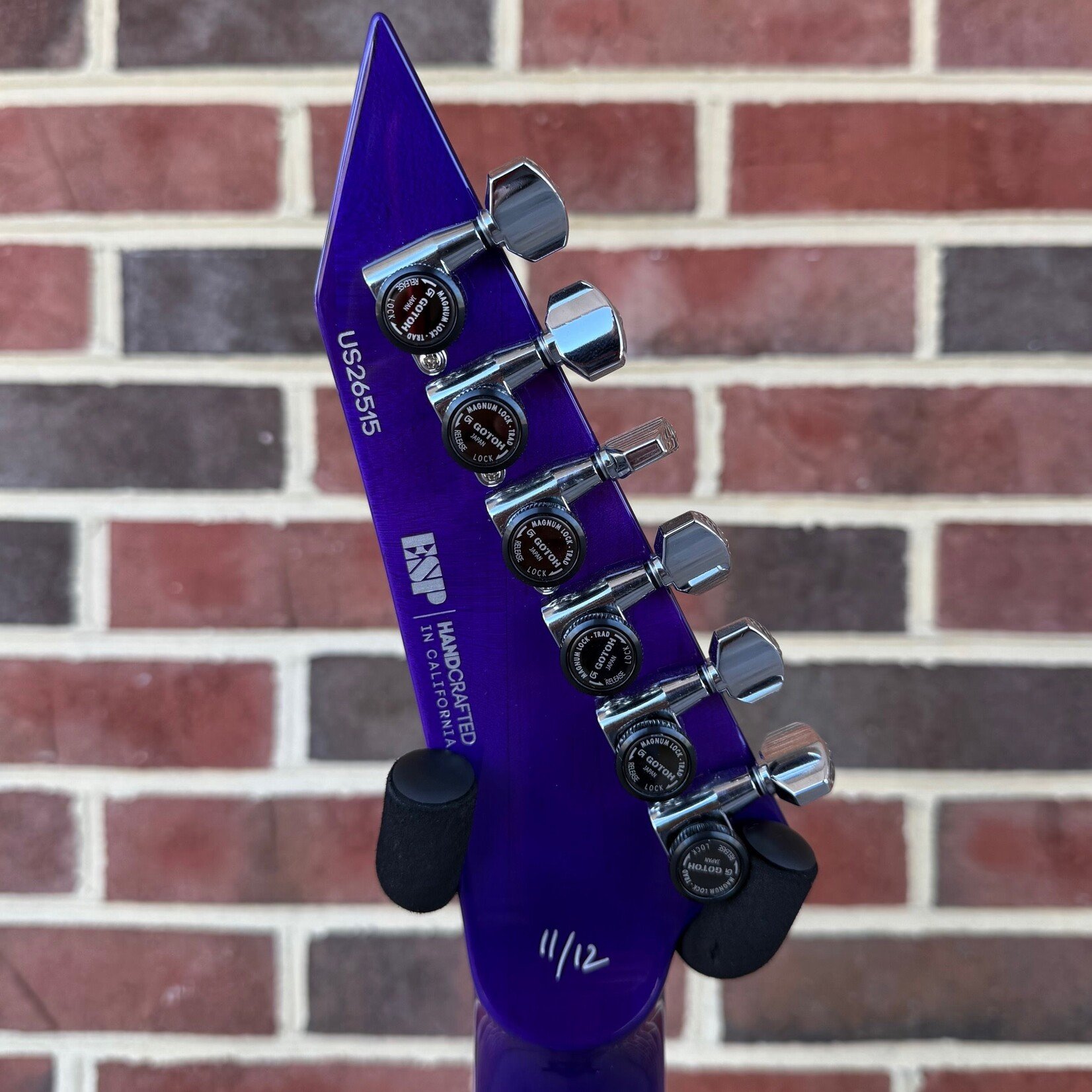 ESP ESP USA Limited Edition Horizon, 1 of 12, Pink Carmine, Maple Burl Top, Mahogany Body, Ebony Fretboard, EMG X Pickups, Gotoh Locking Tuners, Hardshell Case