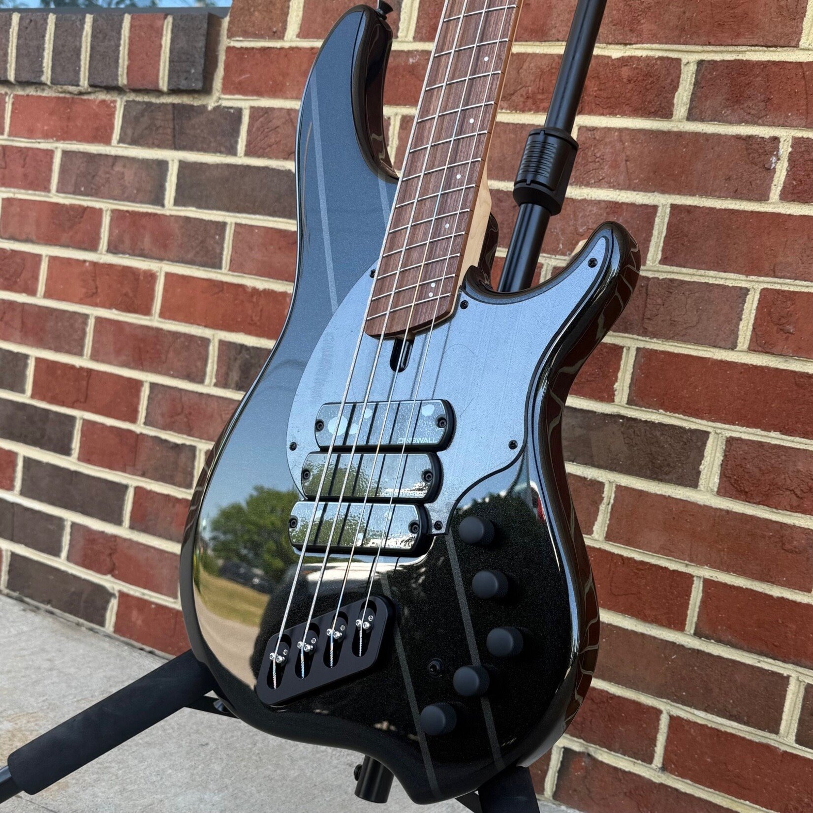 Dingwall Dingwall JT3 4-String John Taylor Signature Model, Stealth Black w/ Rio Stripes, Nyatoh Body, Maple Neck, Pau Ferro Fretboard, Matching Headstock, Neve Preamp, Gig Bag, SN# 20706