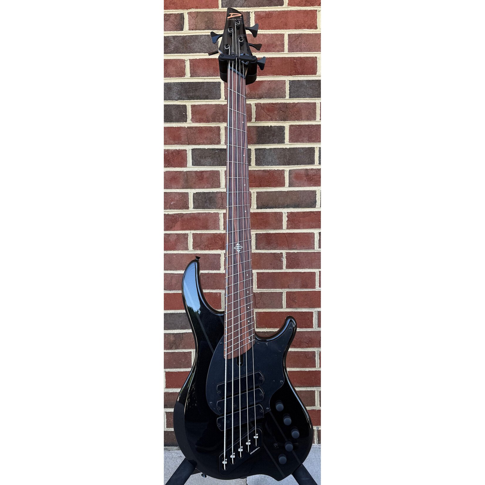Dingwall Dingwall JT3 5-String John Taylor Signature Model, Stealth Black w/ Rio Stripes, Nyatoh Body, Maple Neck, Pau Ferro Fretboard, Matching Headstock, Neve Preamp, Gig Bag, SN# 20676