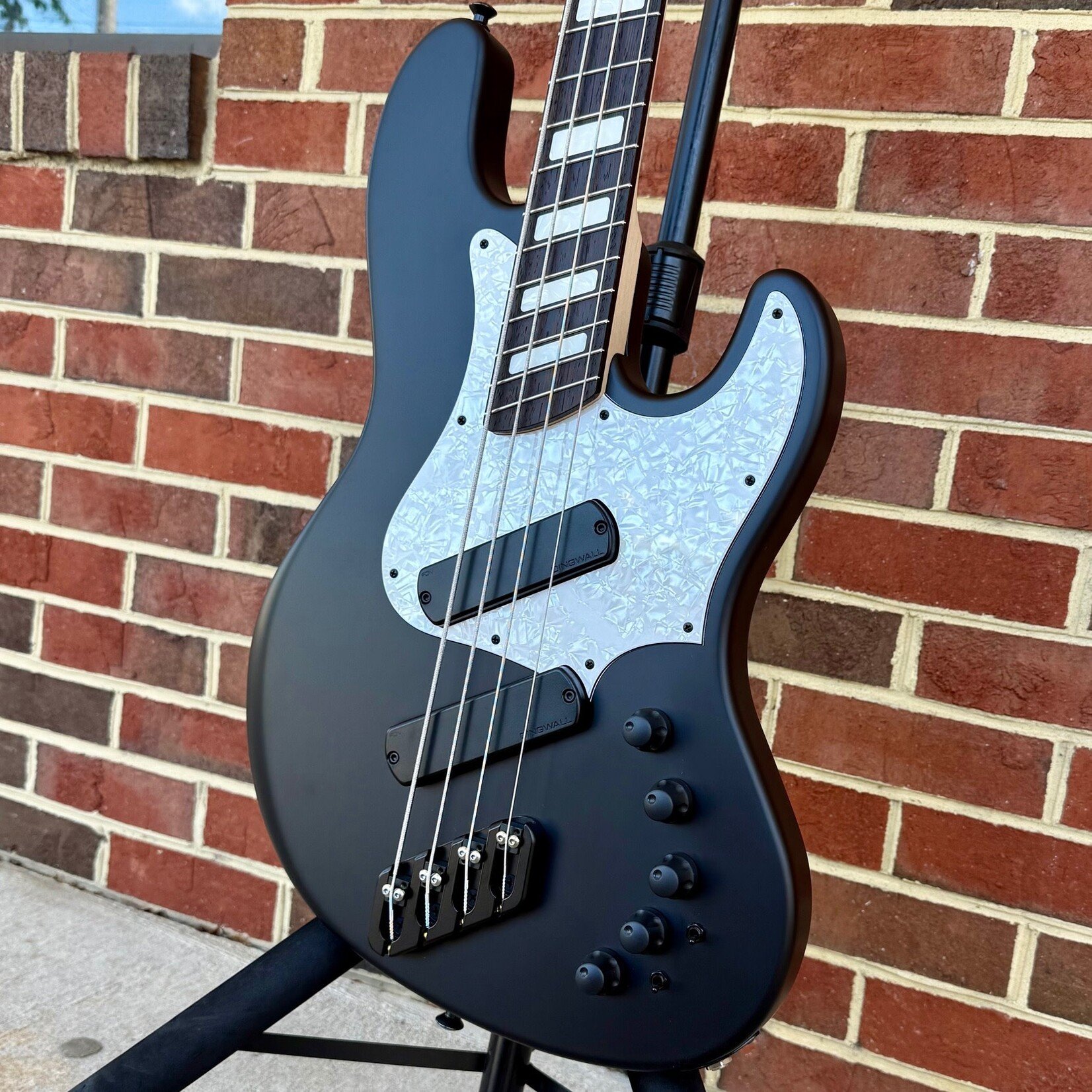 Dingwall Dingwall Super J Custom 4-String, Matte Black, Alder Body, Maple Neck, Wenge Fretboard, Matching Headstock, Dingwall FDV Pickups, Darkglass Electronics Tone Capsule Preamp w/ Toggles, Dingwall Deluxe Gig Bag
