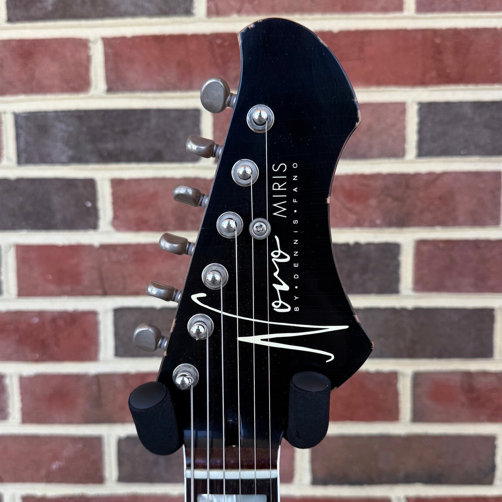 Novo Guitars Novo Guitars Miris JHH Dealer LTD, Cat's Eye Burst, Flame Maple Top, Swamp Ash Body, Lollar Low Wind Imperial Pickups, Novo Deluxe Gig Bag