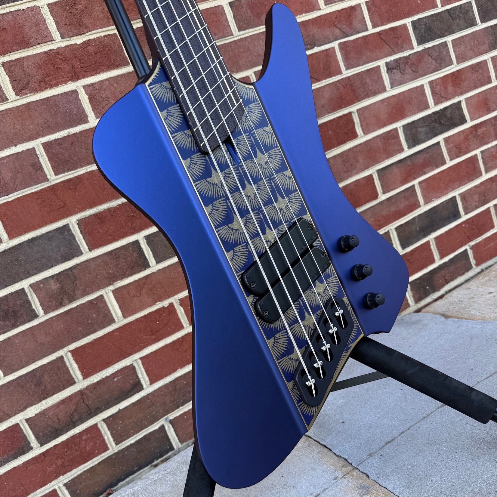 Dingwall Dingwall Master Series D-Roc - Paul Hillacre, Sapphire Blue Pearl with Nepalese Hand Made Paper Design, African Mahogany Body, 5pc Maple Neck, Wenge Fretboard, Custom Brass Inlay, Blue Luminlay Side Dots, Super Fatty II Pickups, Dingwall Deluxe Gig Bag