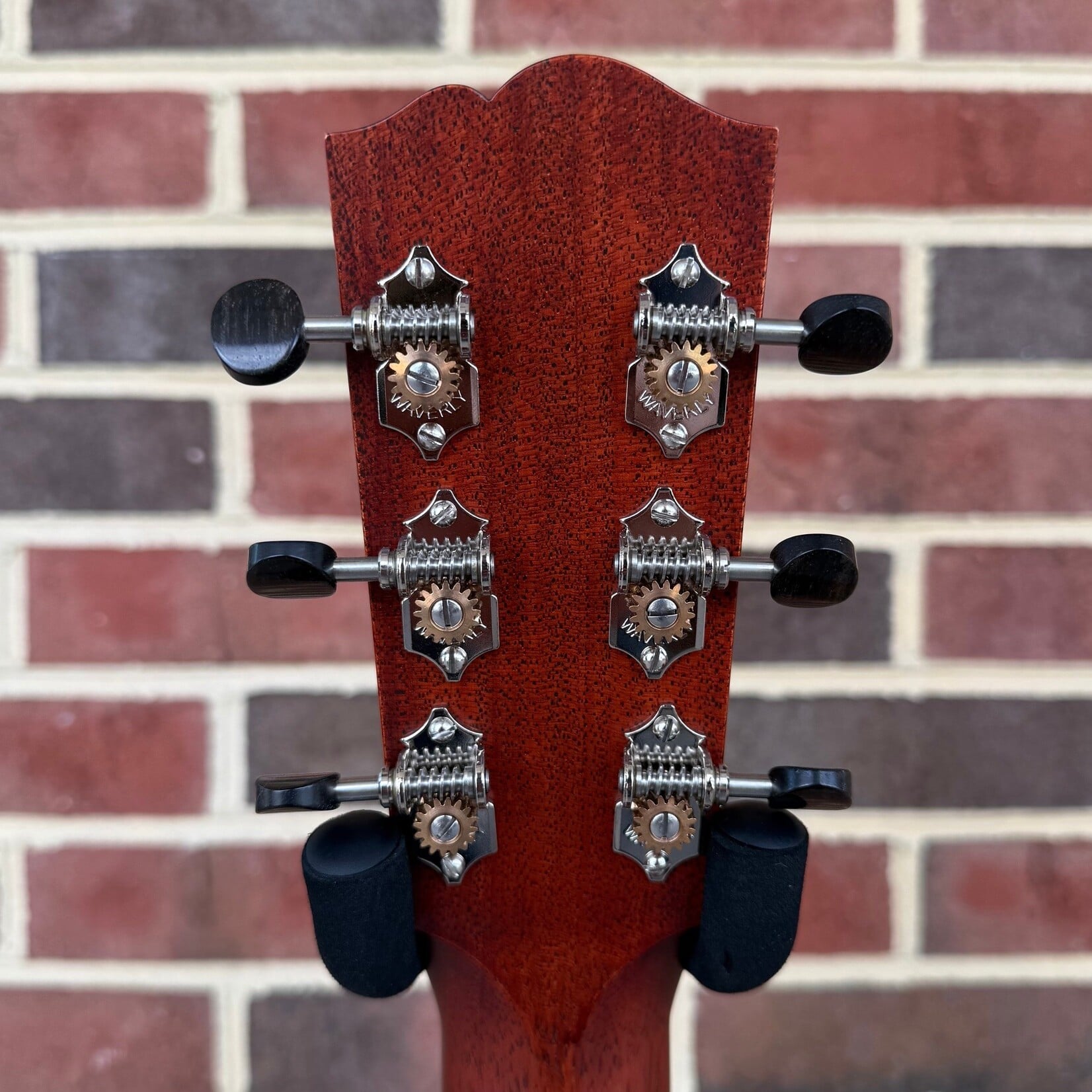 Santa Cruz Guitar Co. Santa Cruz 50th Anniversary Limited Edition 1929 OO, Mahogany Top, Mahogany Back & Sides, Hardshell Case