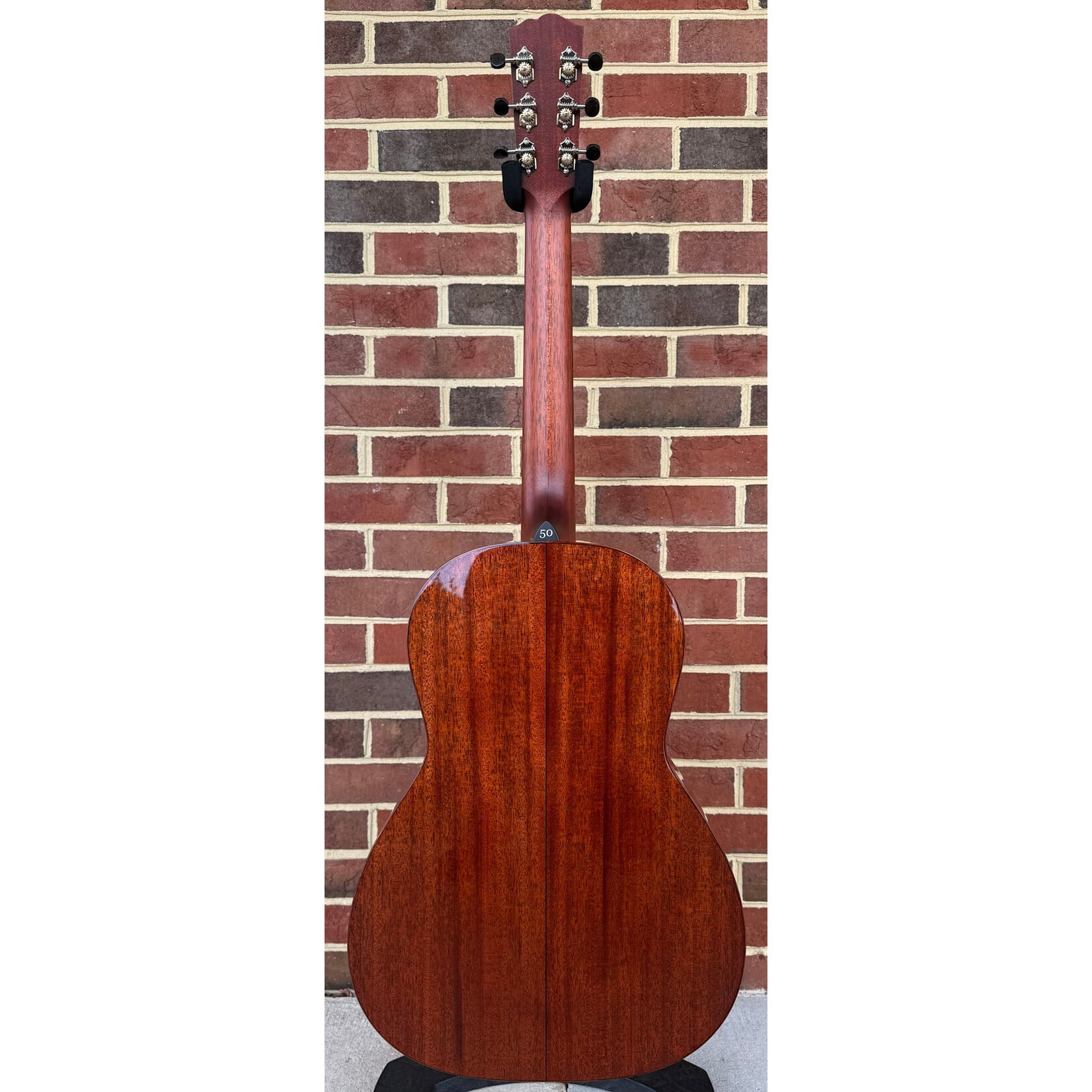 Santa Cruz Guitar Co. Santa Cruz 50th Anniversary Limited Edition 1929 OO, Mahogany Top, Mahogany Back & Sides, Hardshell Case