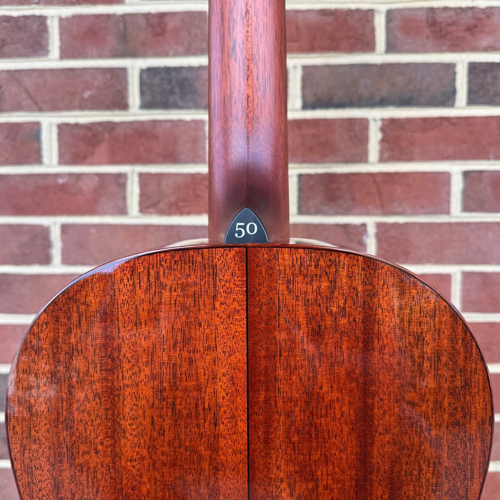 Santa Cruz Guitar Co. Santa Cruz 50th Anniversary Limited Edition 1929 OO, Mahogany Top, Mahogany Back & Sides, Hardshell Case