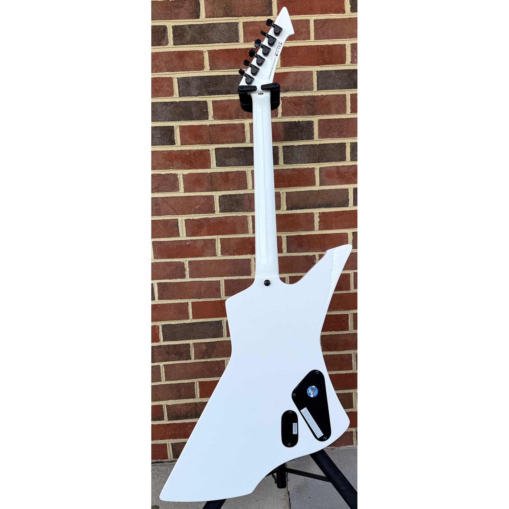 LTD ESP LTD Snakebyte LH, James Hetfield Signature Model, Left-Handed, Snow White, EMG Het Set, Locking Tuners, Hardshell Case (USED)