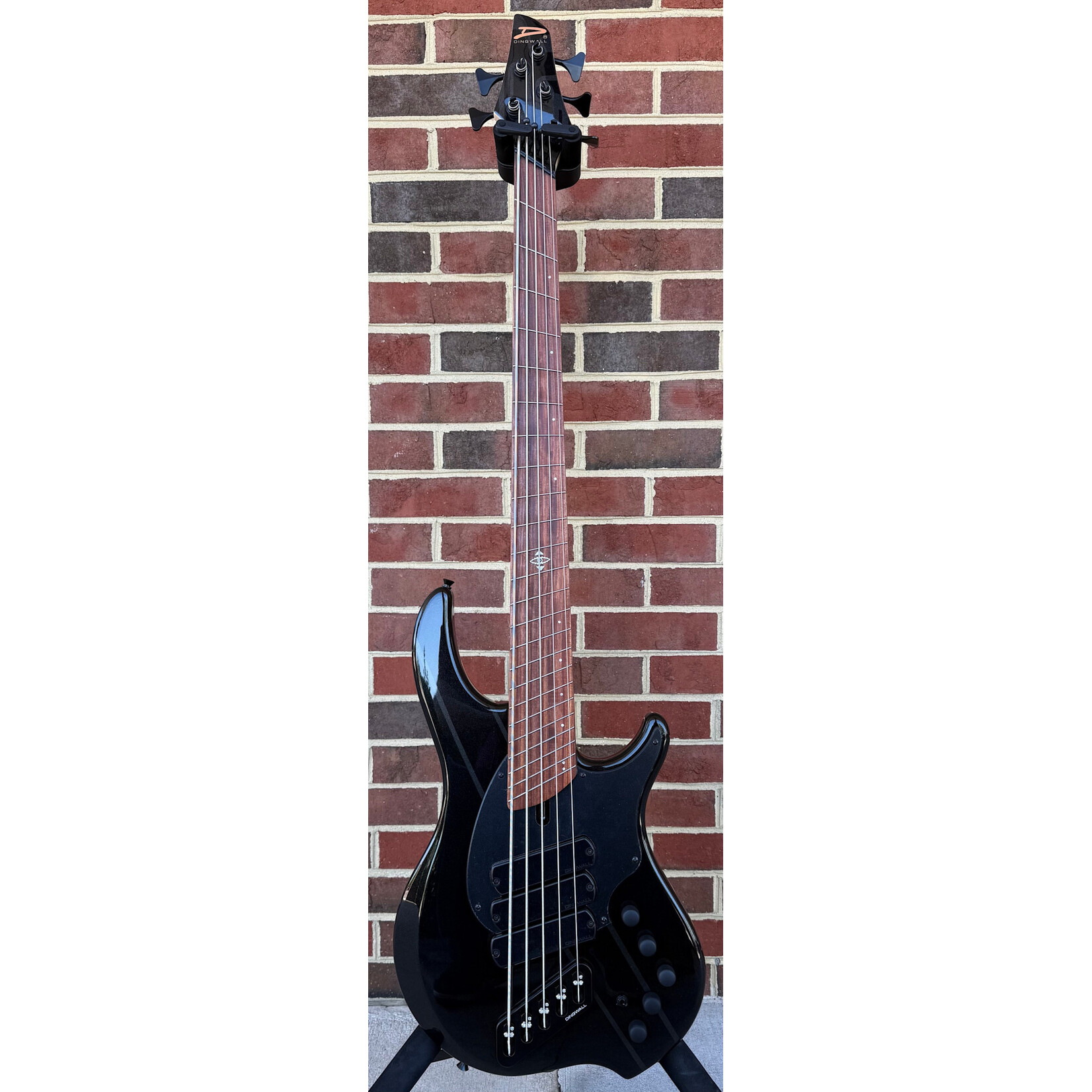 Dingwall Dingwall JT3 5-String John Taylor Signature Model, Stealth Black w/ Rio Stripes, Nyatoh Body, Maple Neck, Pau Ferro Fretboard, Matching Headstock, Neve Preamp, Gig Bag, SN# 20681